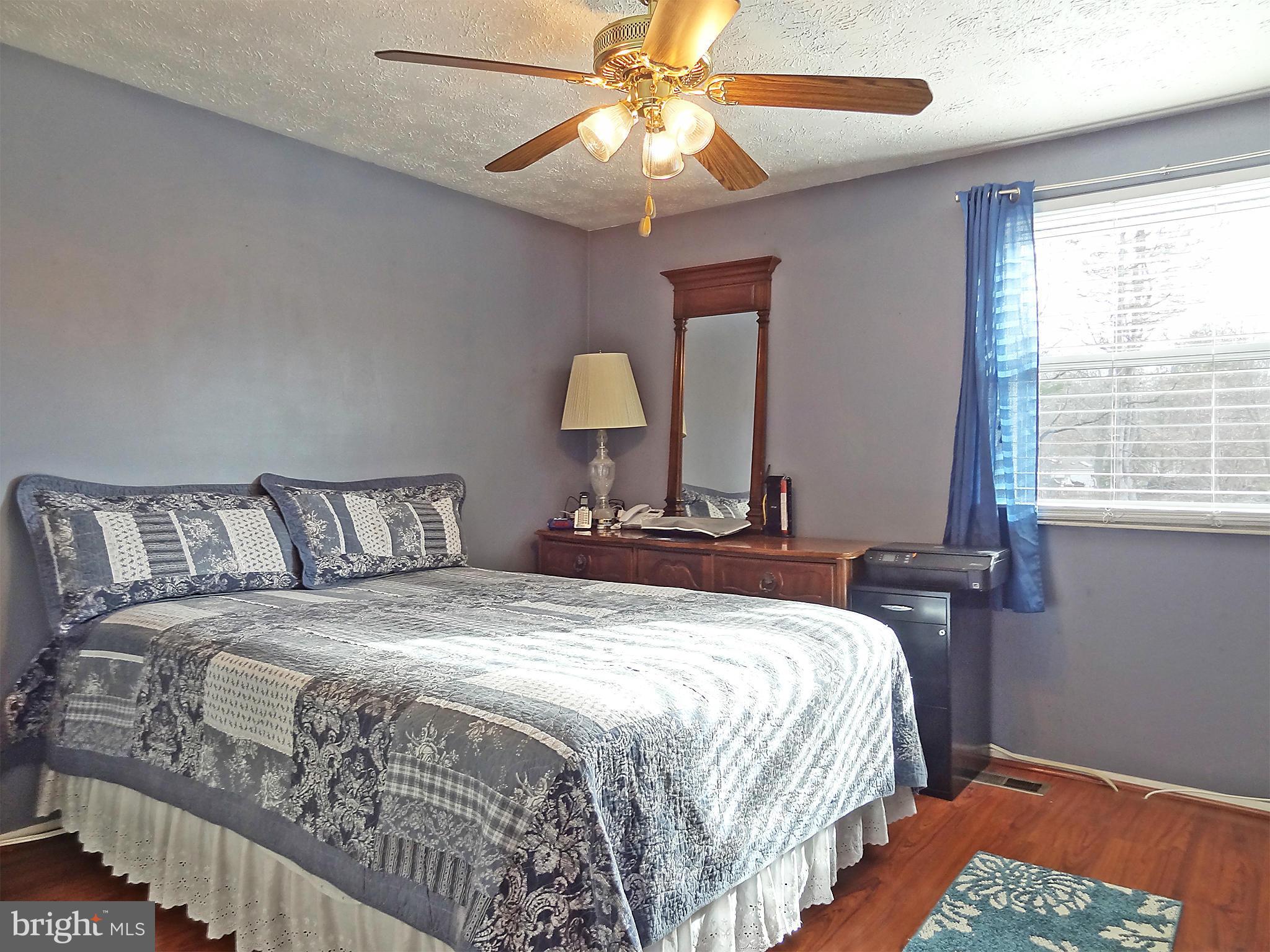 PROSPECT KNOLLS - Residential