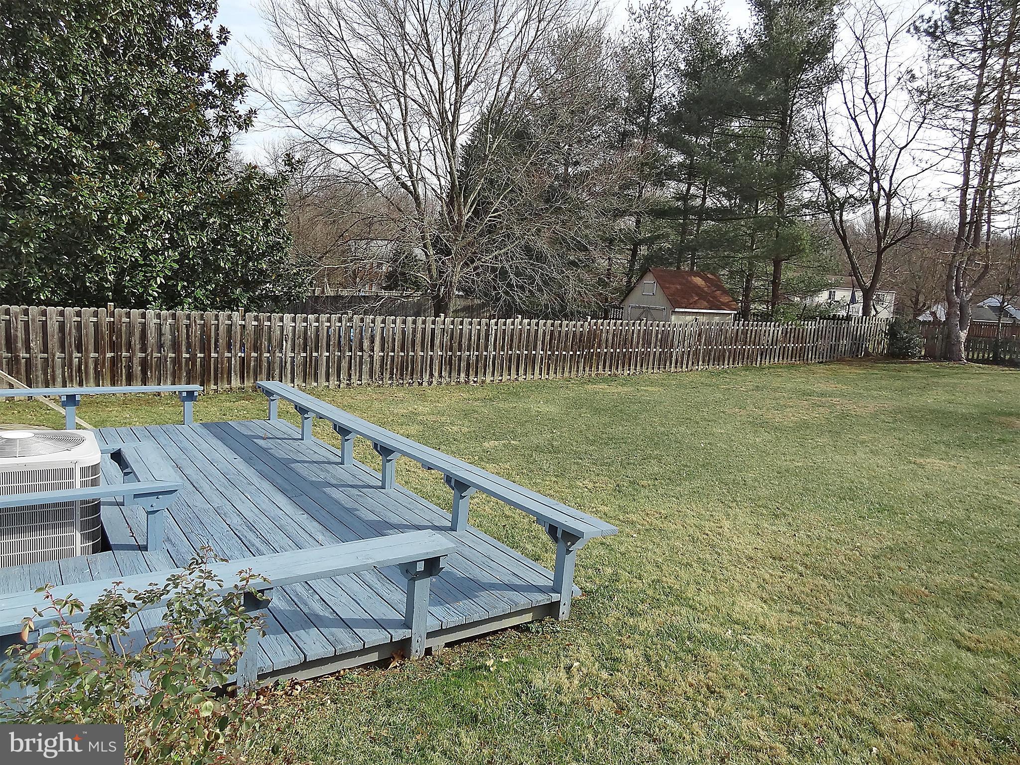 PROSPECT KNOLLS - Residential