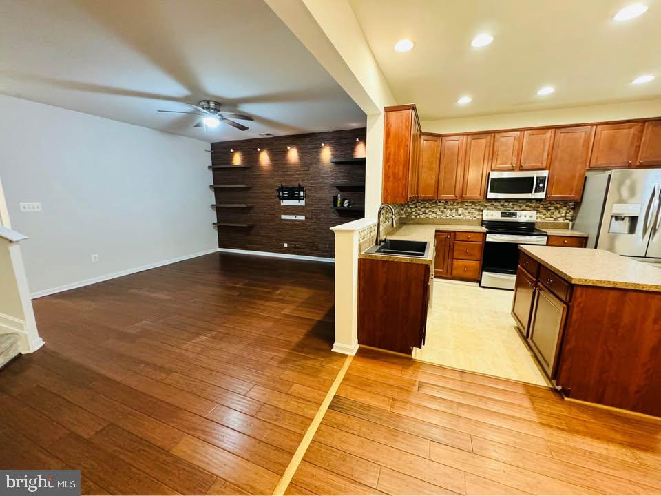 29658 COBBLESTONE WAY