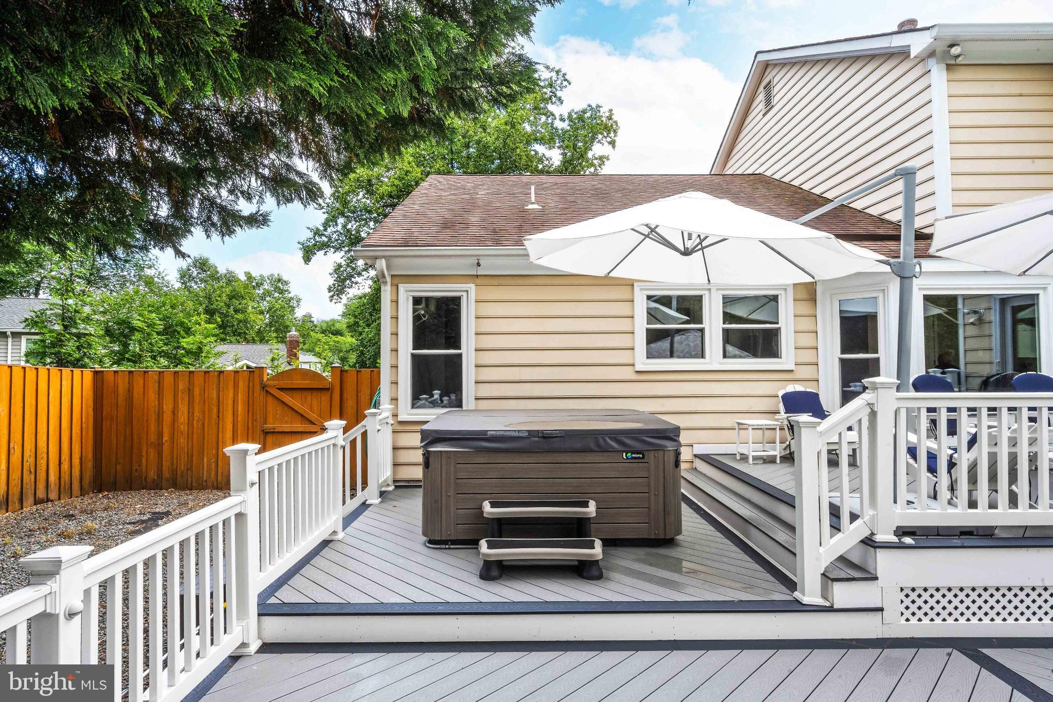 SUMMERFIELD - Residential