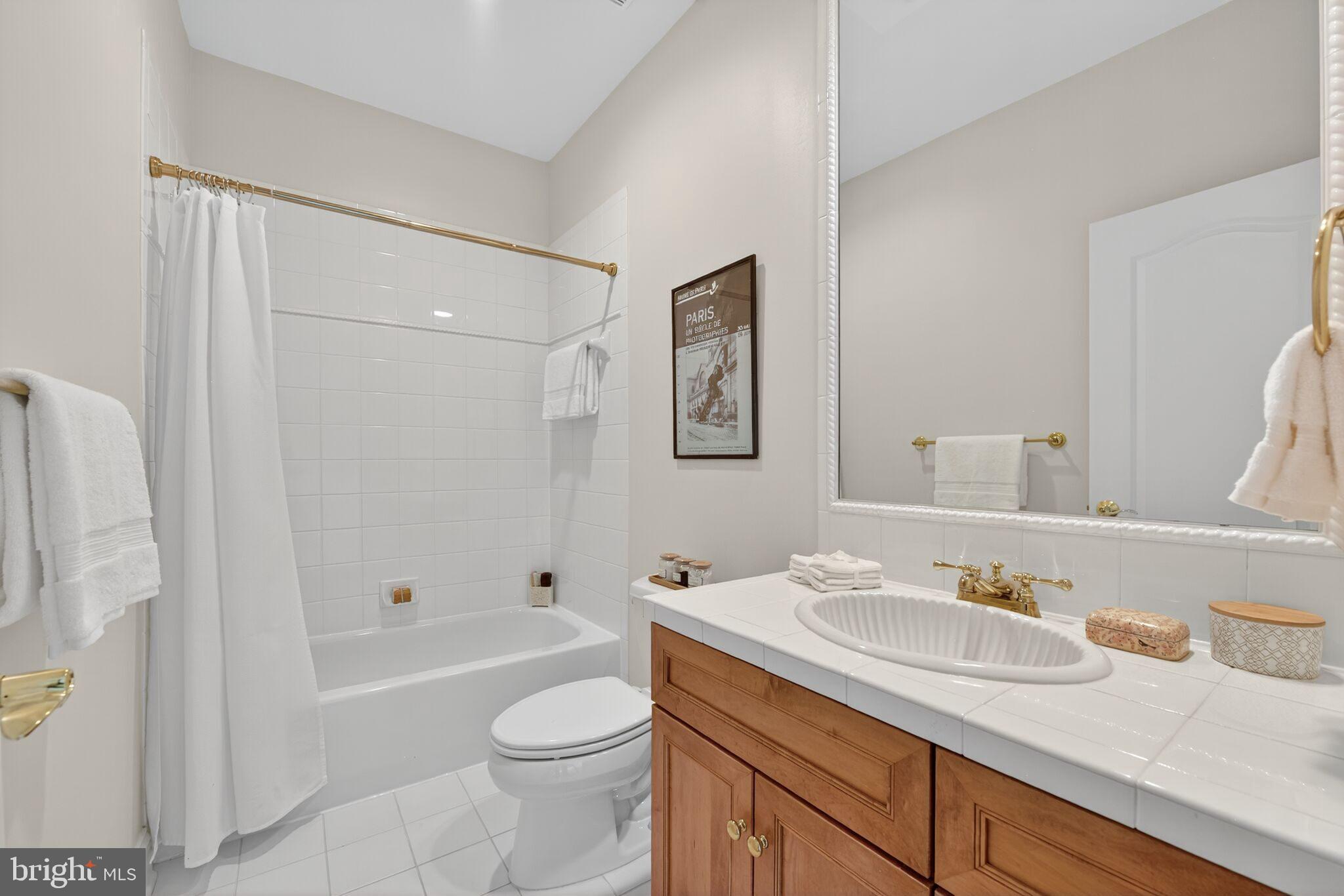 LEWINSVILLE - Residential