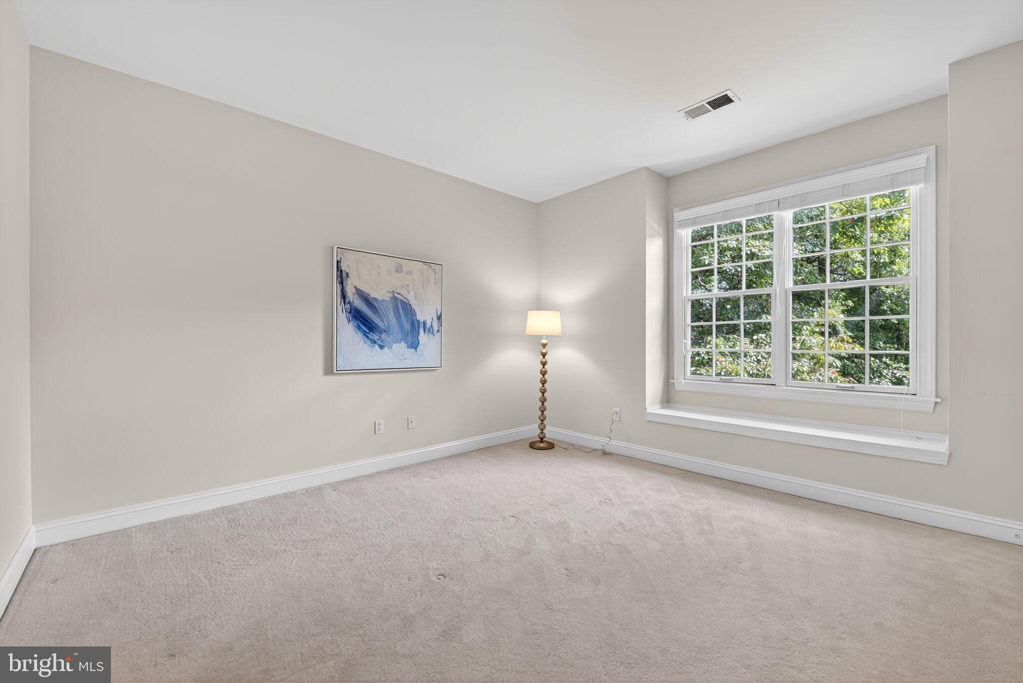 LEWINSVILLE - Residential