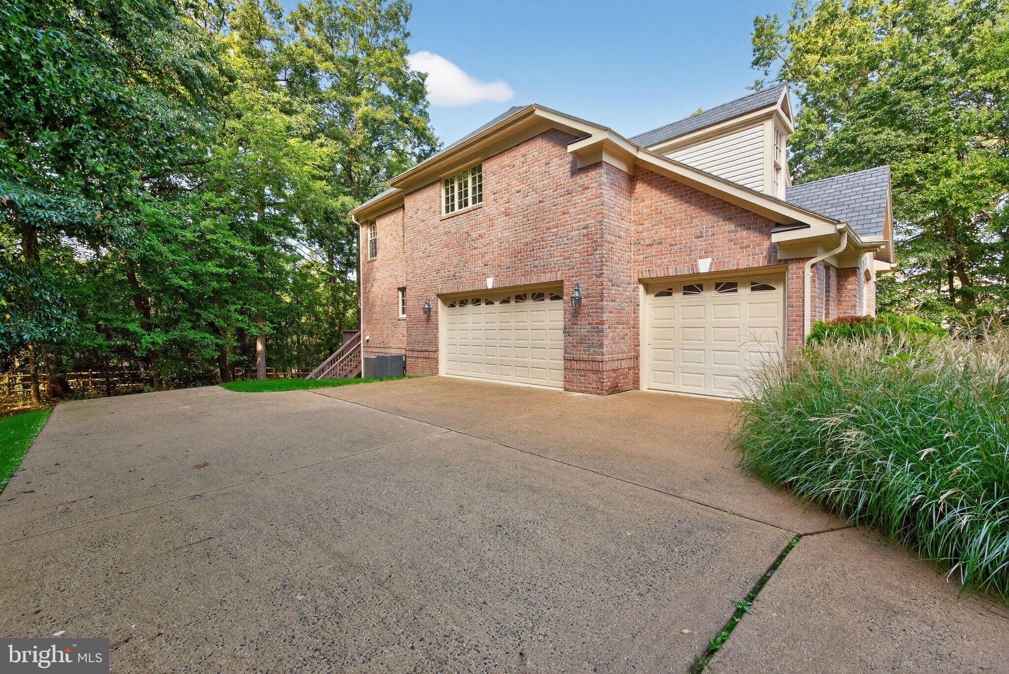 LEWINSVILLE - Residential