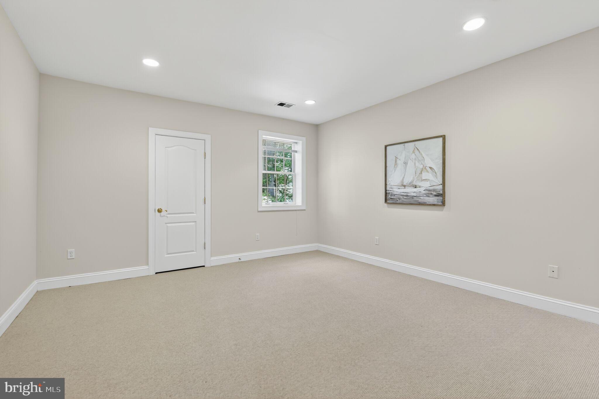 LEWINSVILLE - Residential