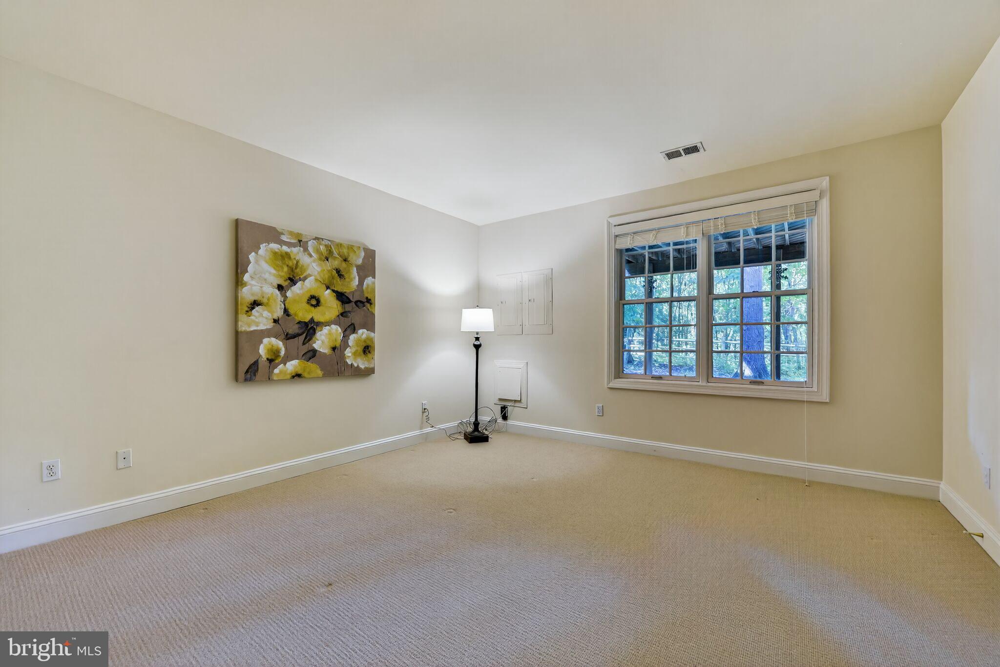 LEWINSVILLE - Residential