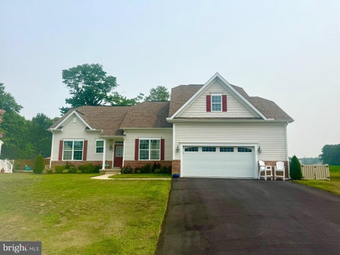 Homes For Sale - 38523 Blue Hen Drive<br/> Sussex County, SELBYVILLE, DE 19975