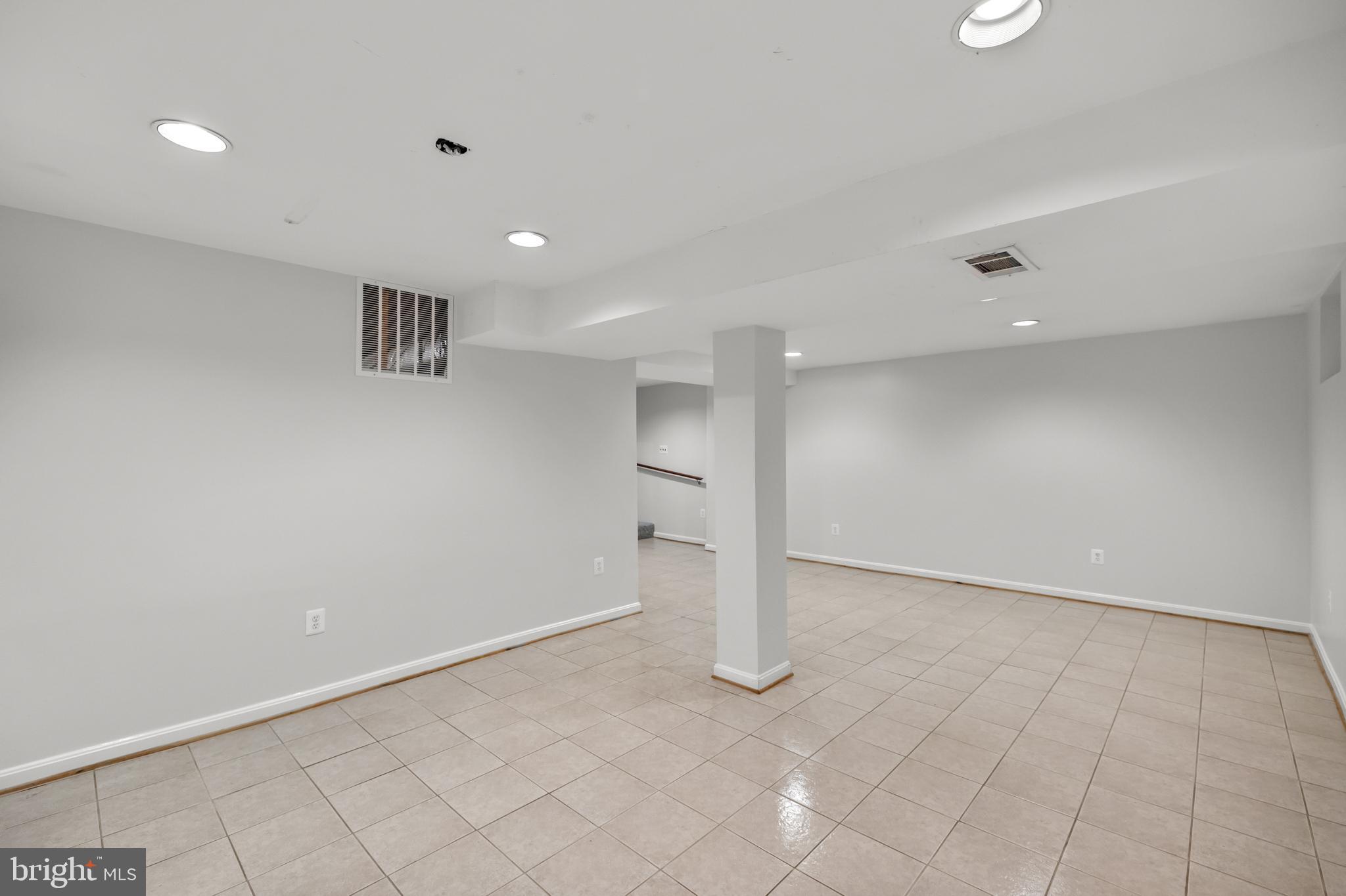 TARA HEIGHTS - Residential