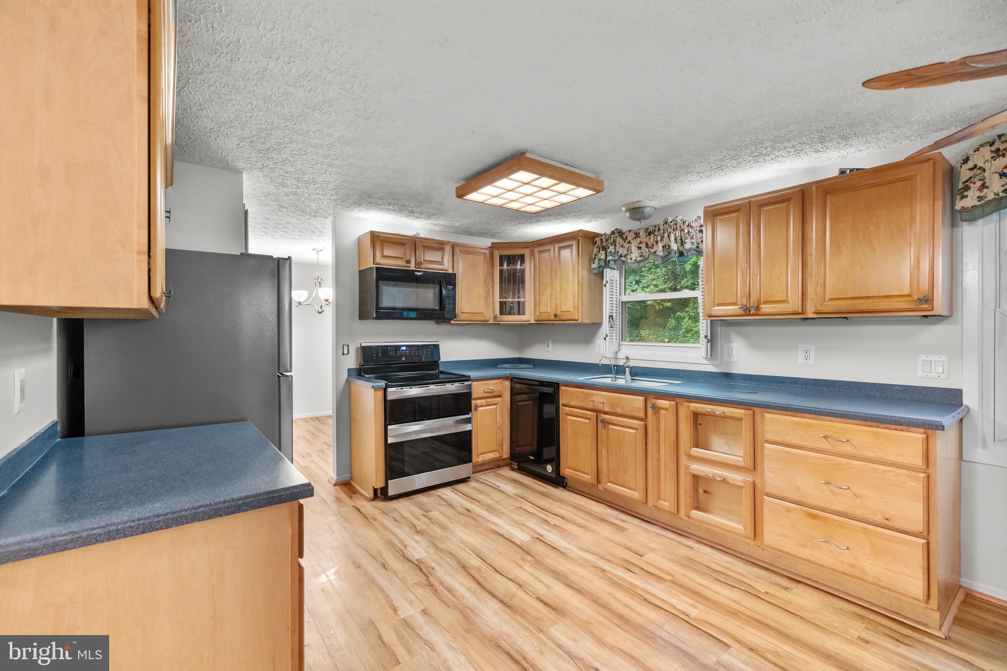 TARA HEIGHTS - Residential