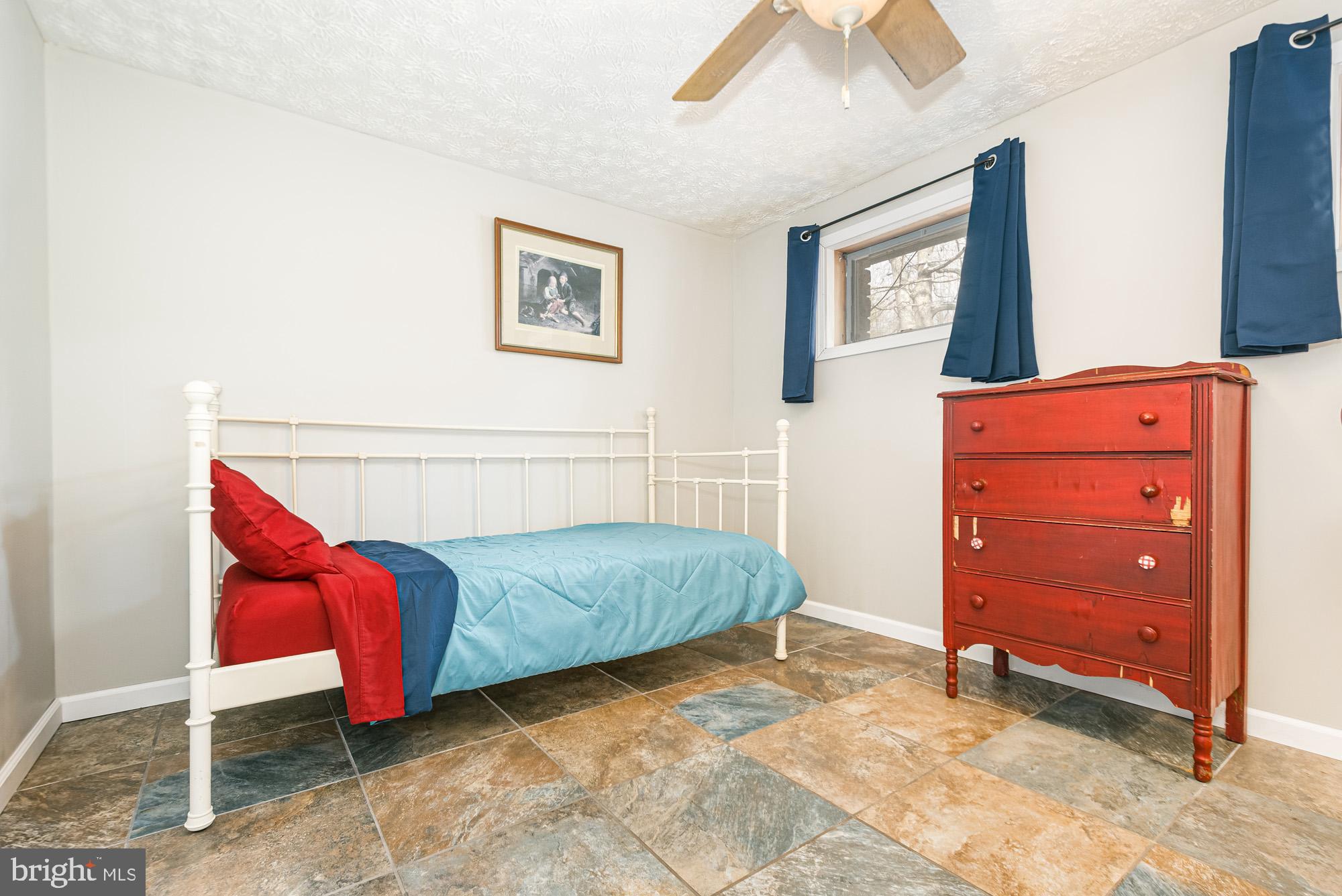 GLEN COVE - Residential