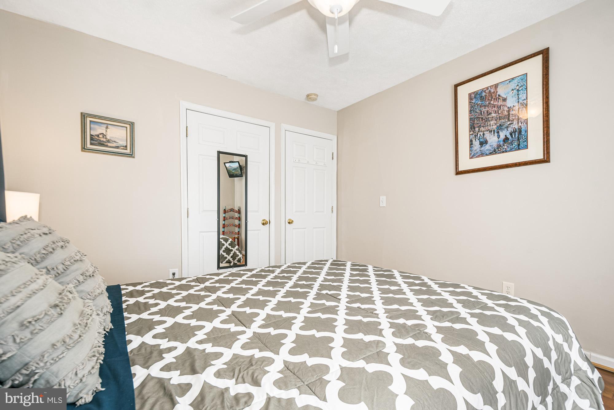 GLEN COVE - Residential