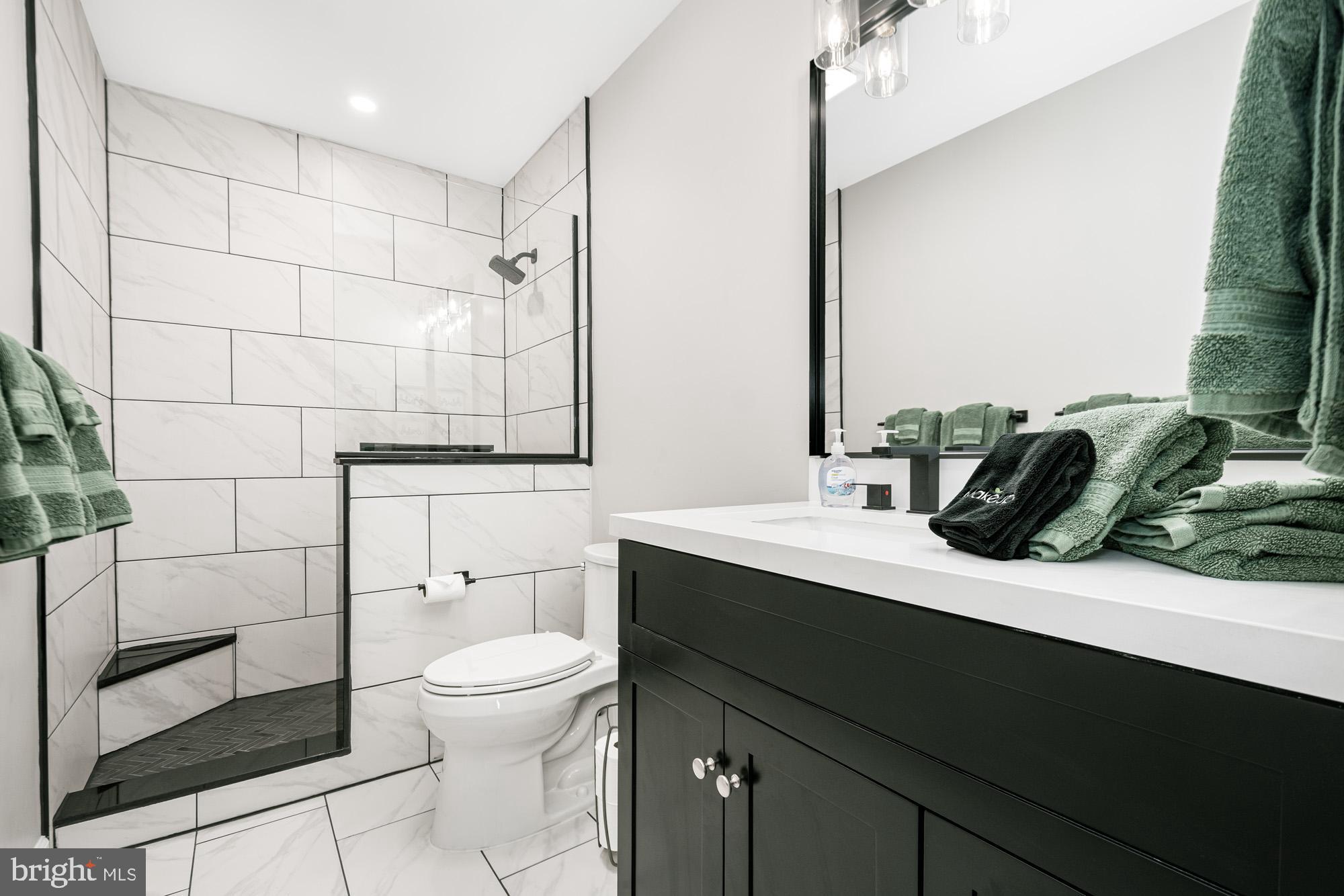 GLEN COVE - Residential