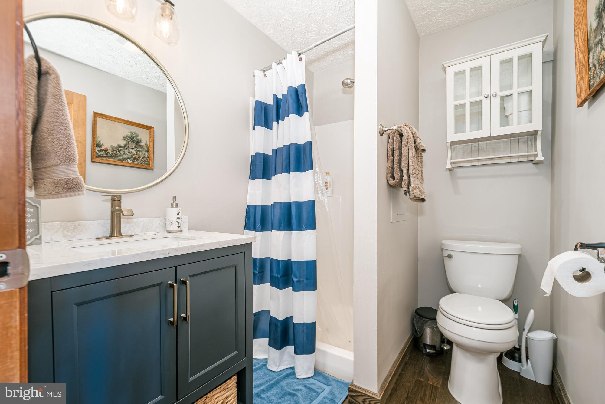 GLEN COVE - Residential