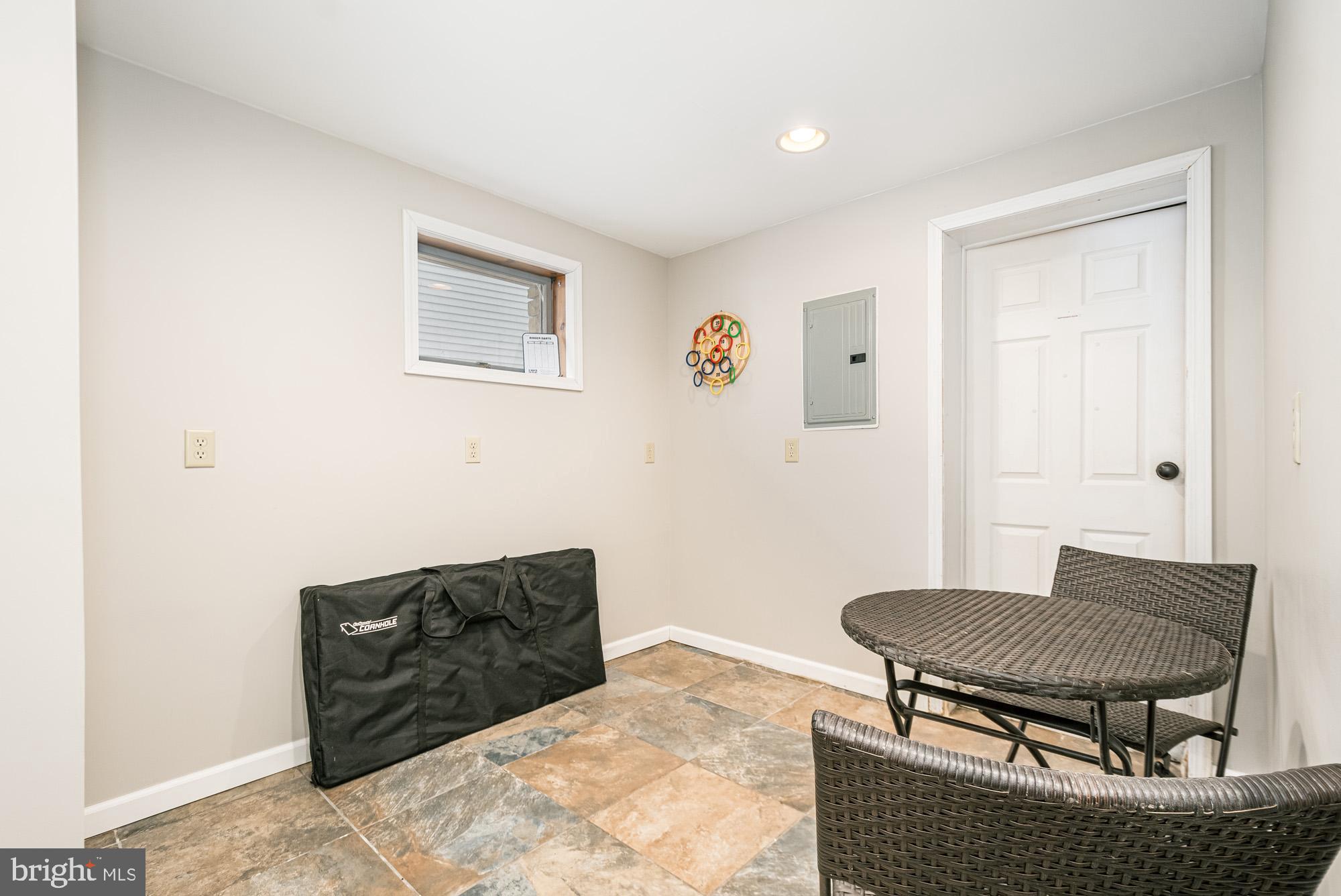 GLEN COVE - Residential