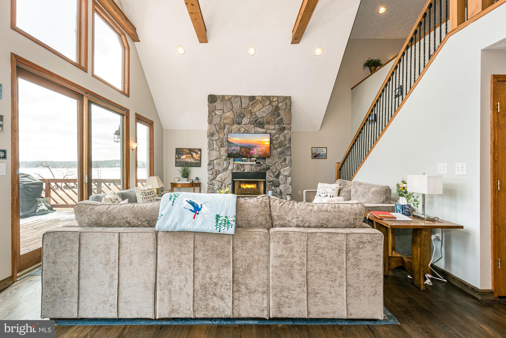 GLEN COVE - Residential