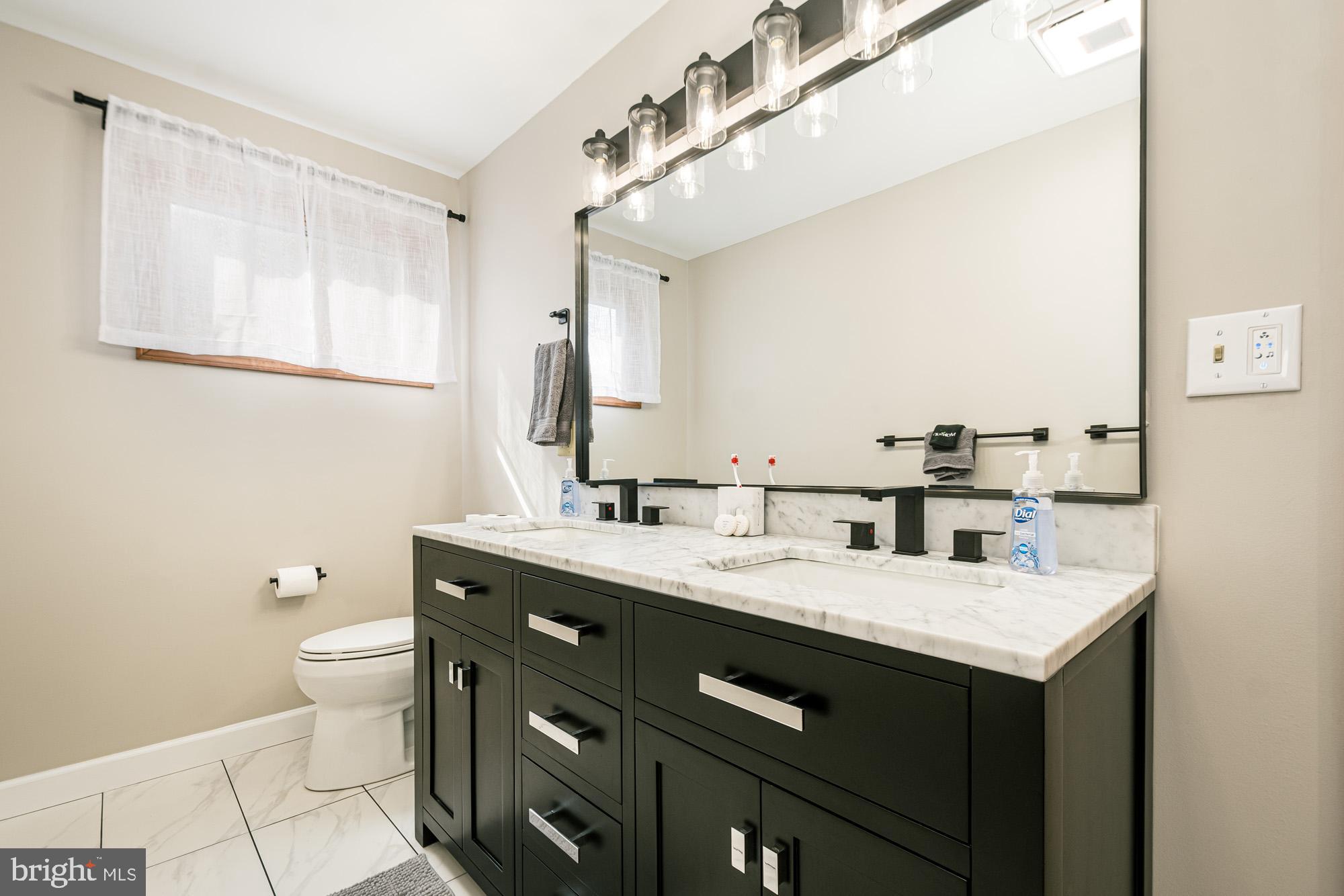 GLEN COVE - Residential