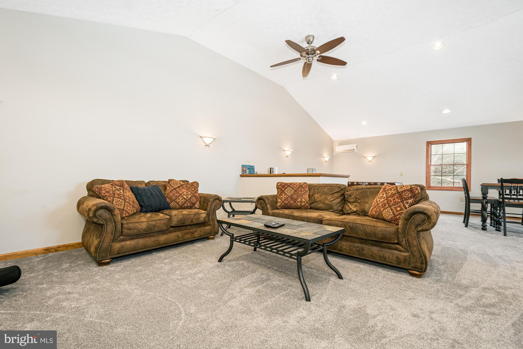 GLEN COVE - Residential