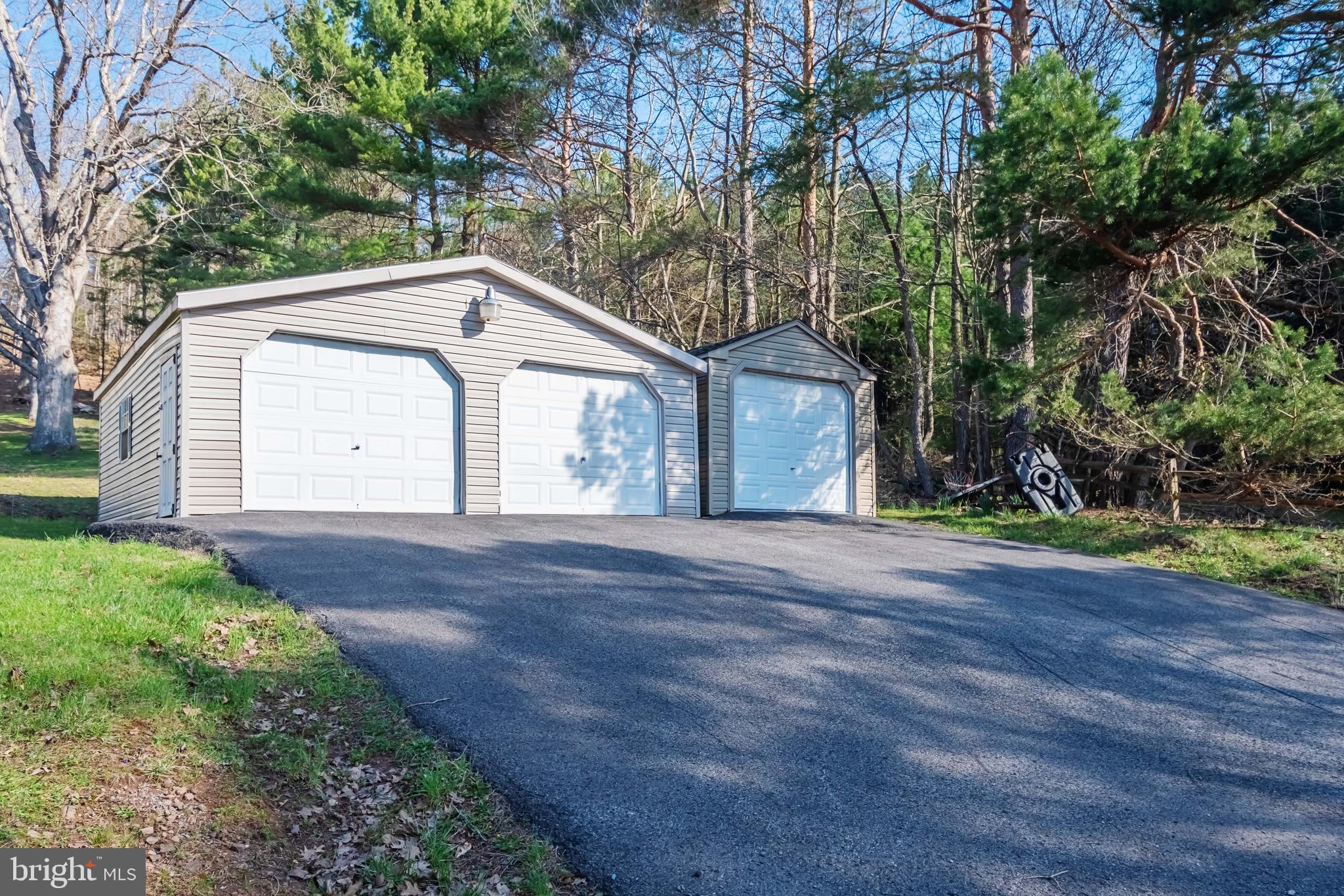 GLEN COVE - Residential