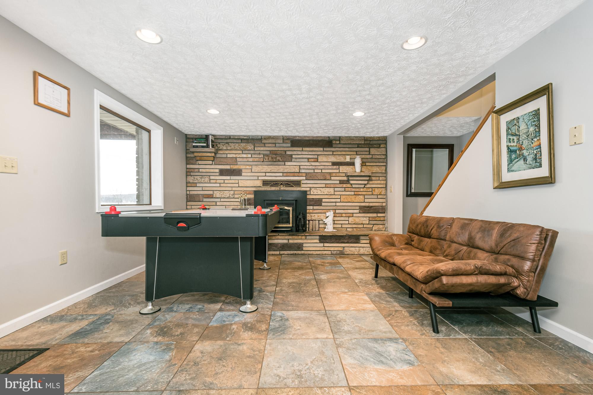 GLEN COVE - Residential