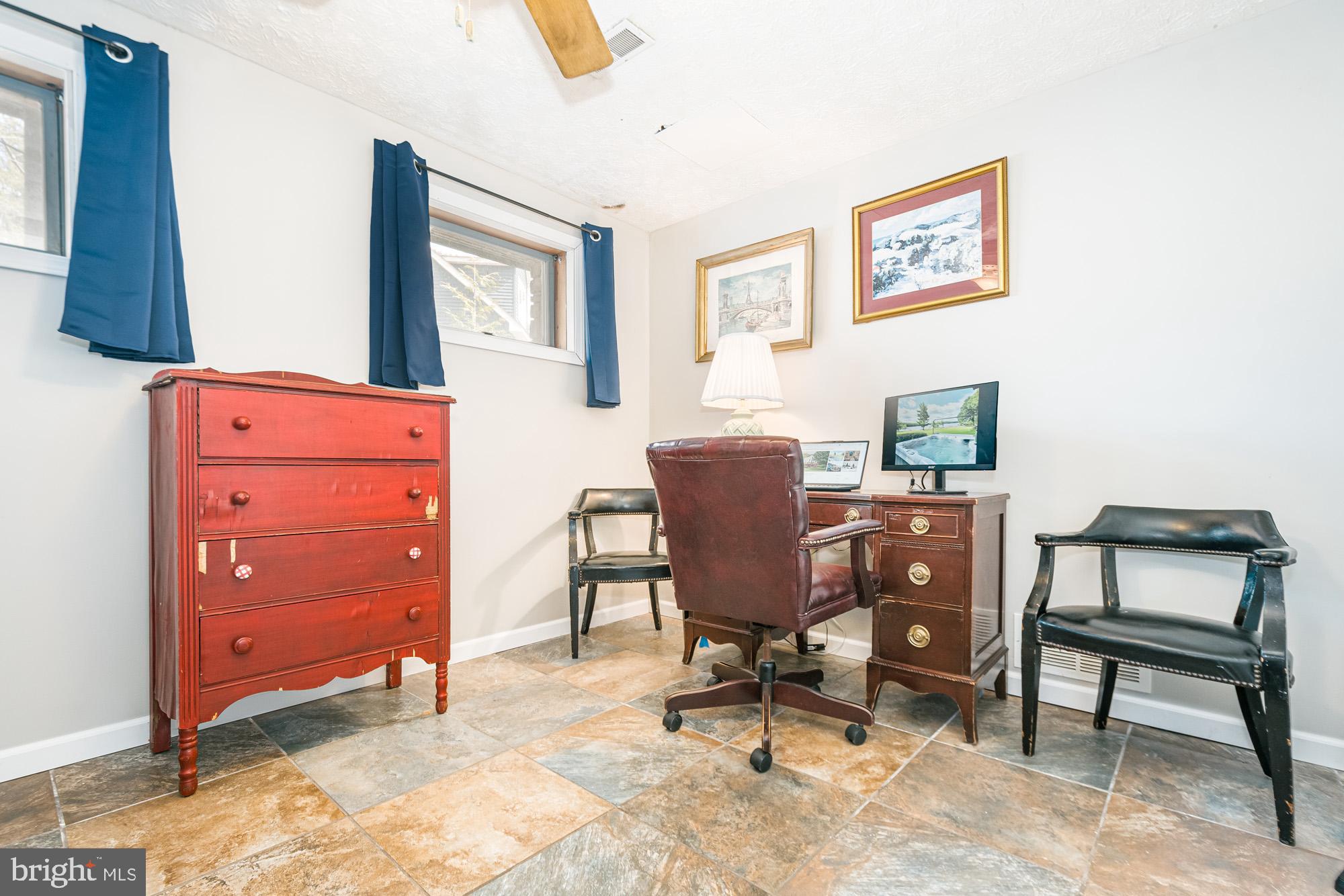 GLEN COVE - Residential