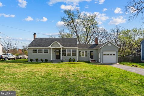 22 JACK ENDERS BOULEVARD BERRYVILLE VA 22611