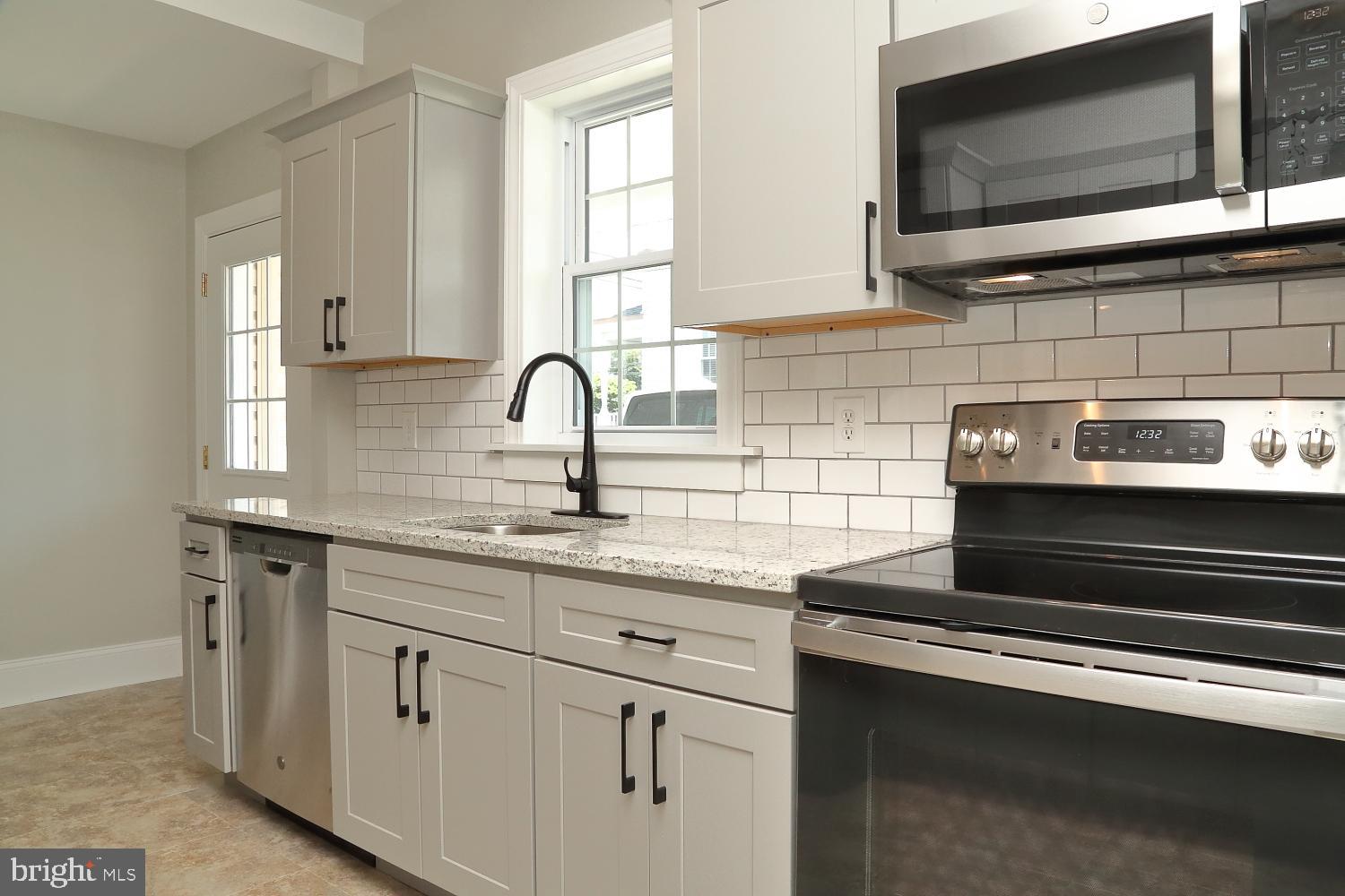 QUARRYVILLE BOROUGH - Residential Lease