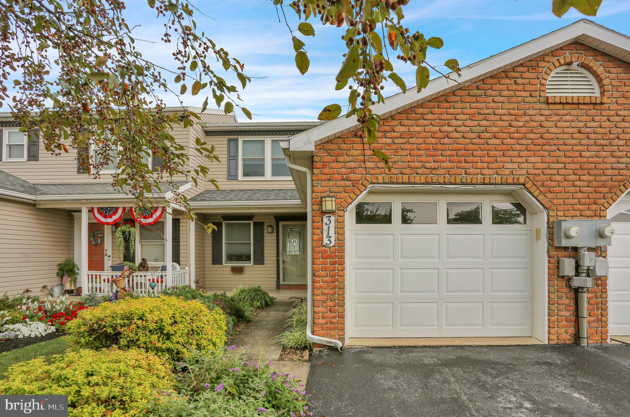 313 ACORN CIRCLE