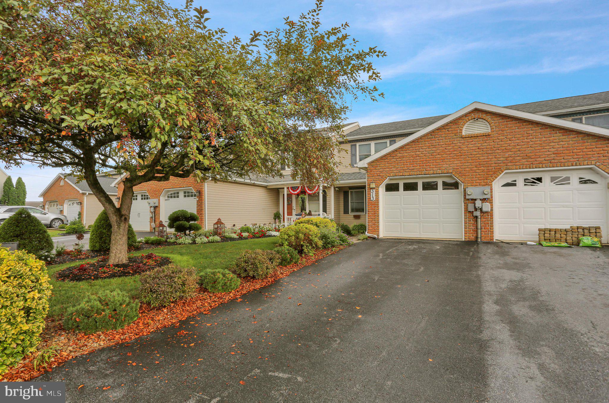 313 ACORN CIRCLE