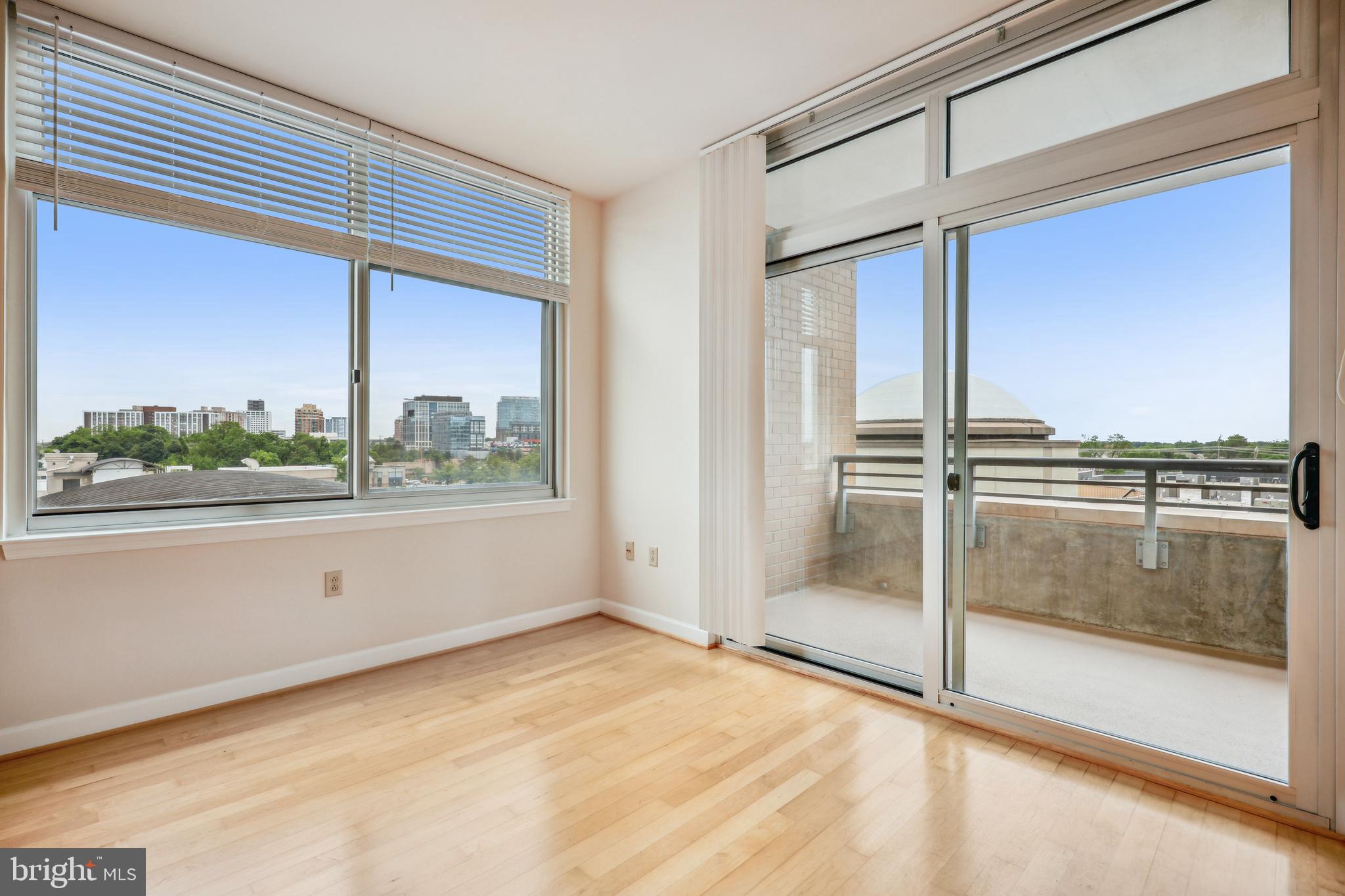 MIDTOWN BETHESDA NORTH - Residential