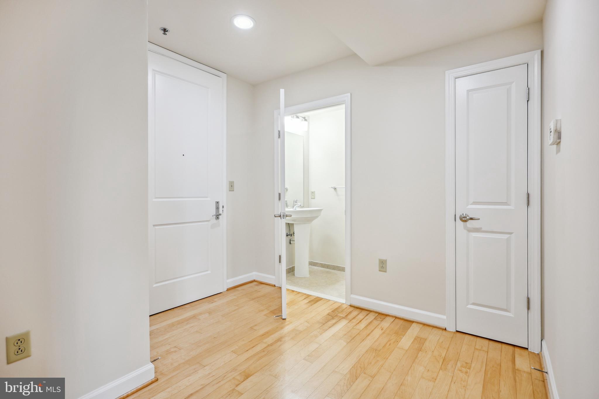 MIDTOWN BETHESDA NORTH - Residential