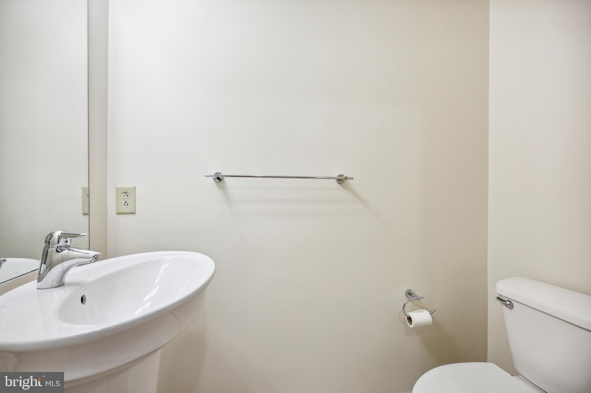 MIDTOWN BETHESDA NORTH - Residential