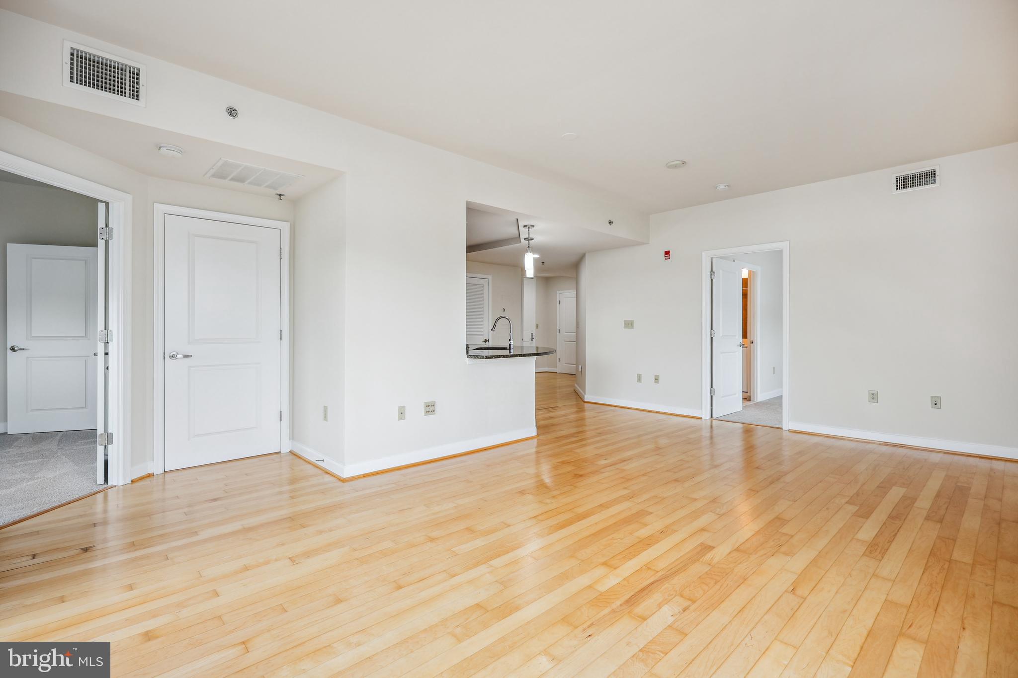 MIDTOWN BETHESDA NORTH - Residential