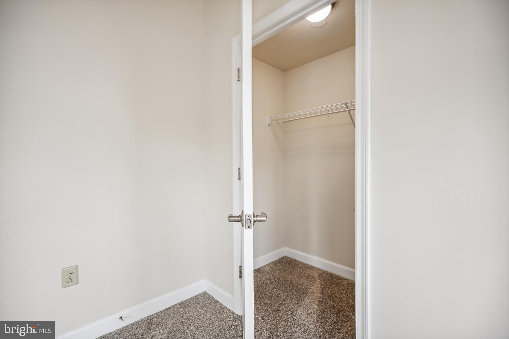 MIDTOWN BETHESDA NORTH - Residential