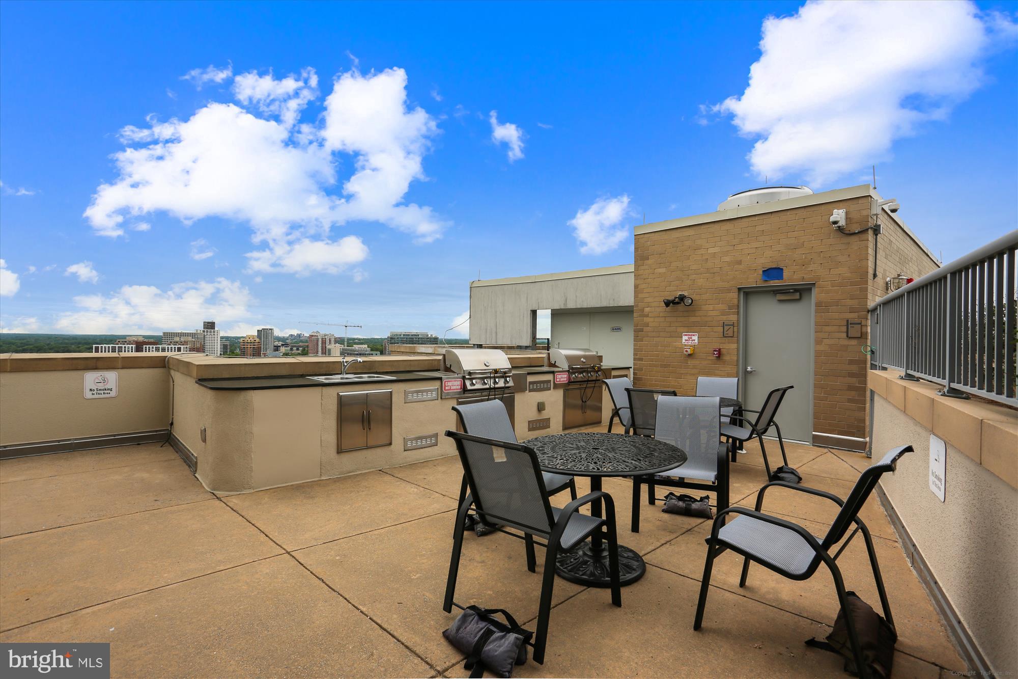 MIDTOWN BETHESDA NORTH - Residential