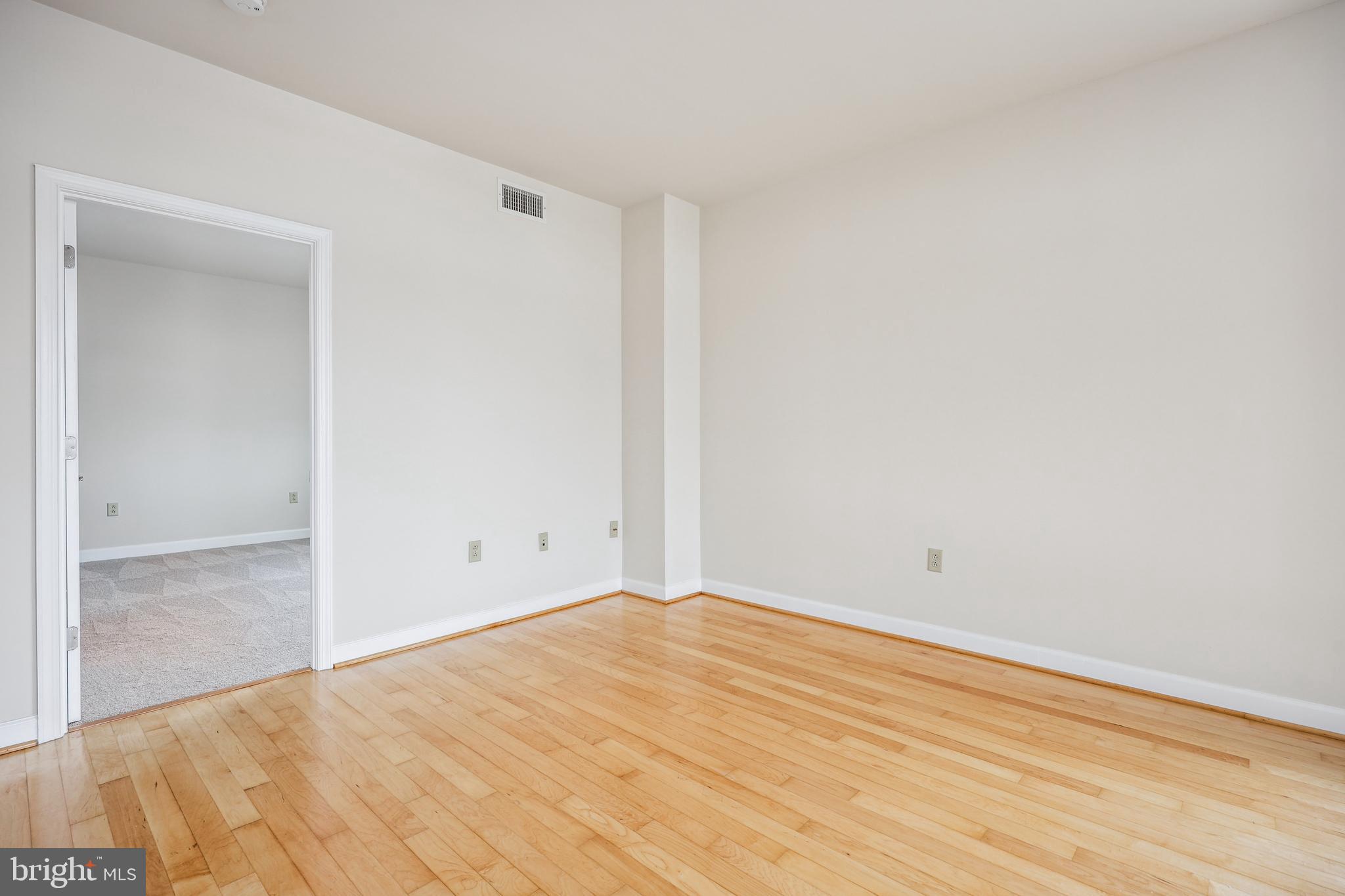 MIDTOWN BETHESDA NORTH - Residential