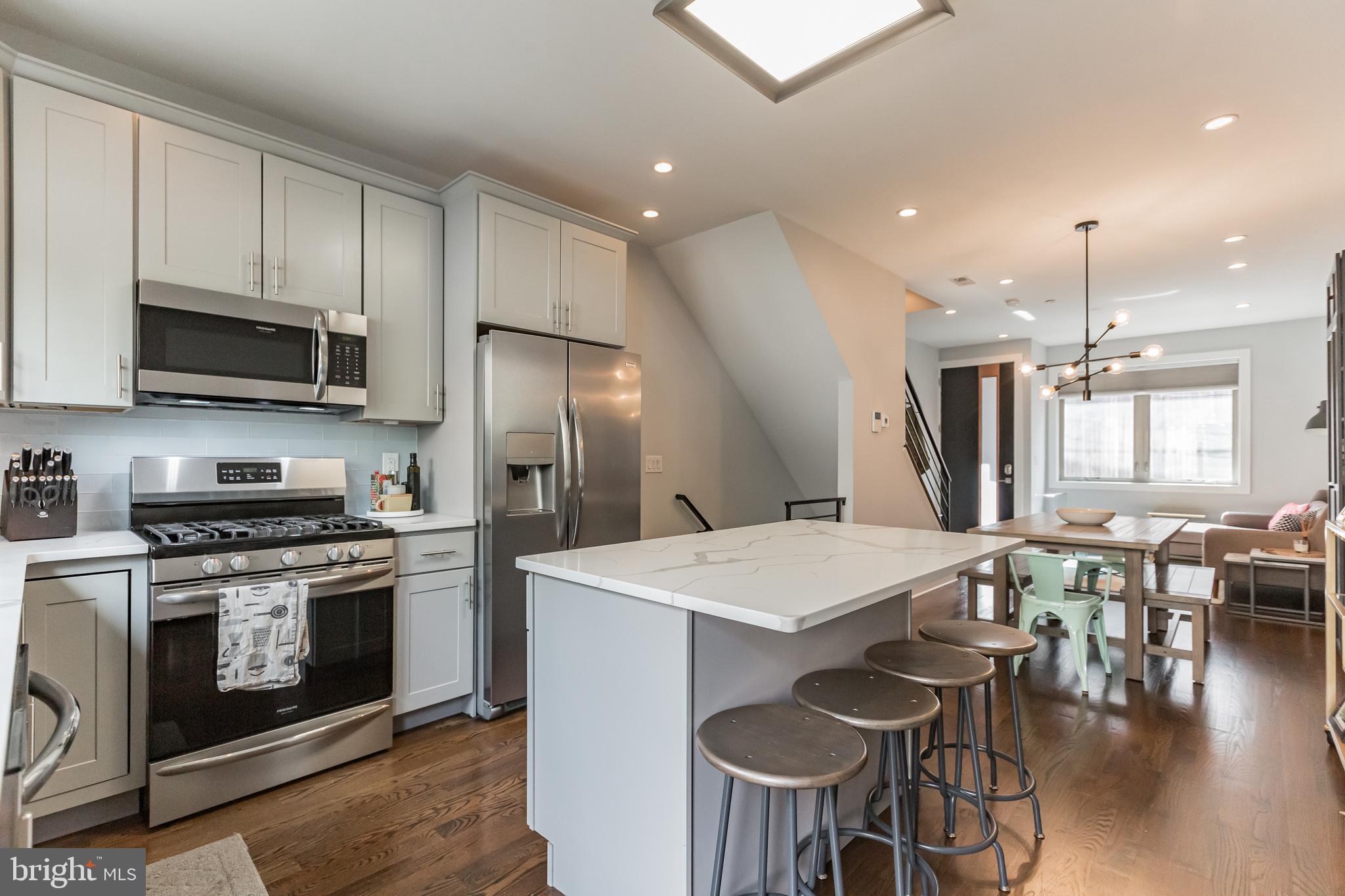 OLDE KENSINGTON - Residential