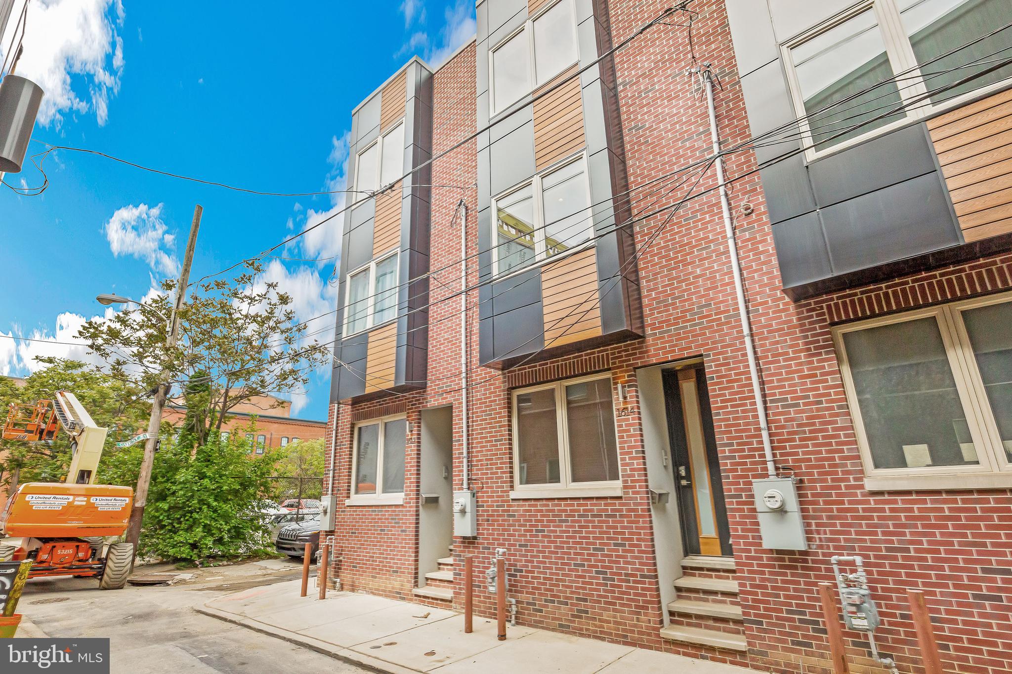 OLDE KENSINGTON - Residential