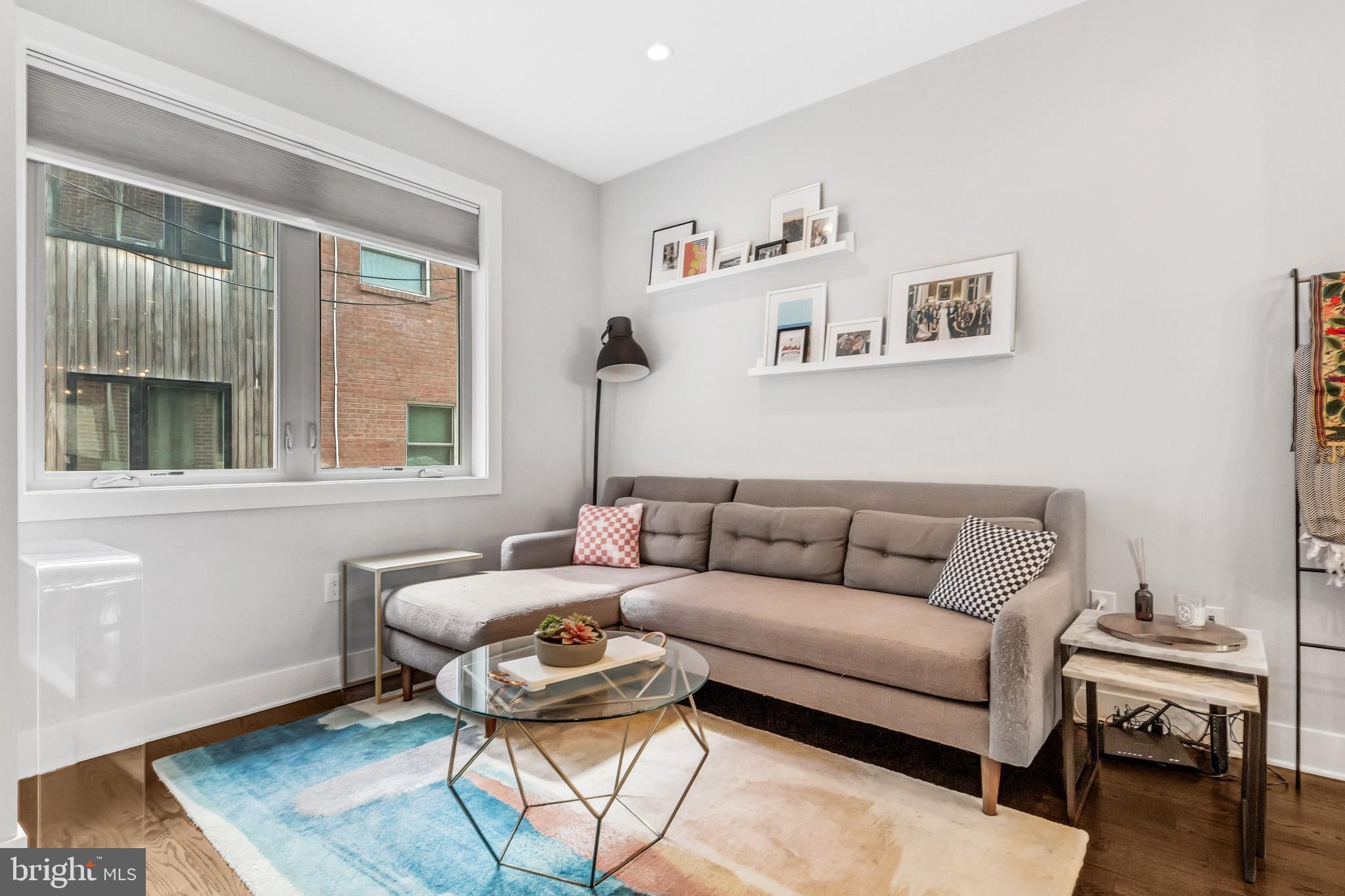 OLDE KENSINGTON - Residential