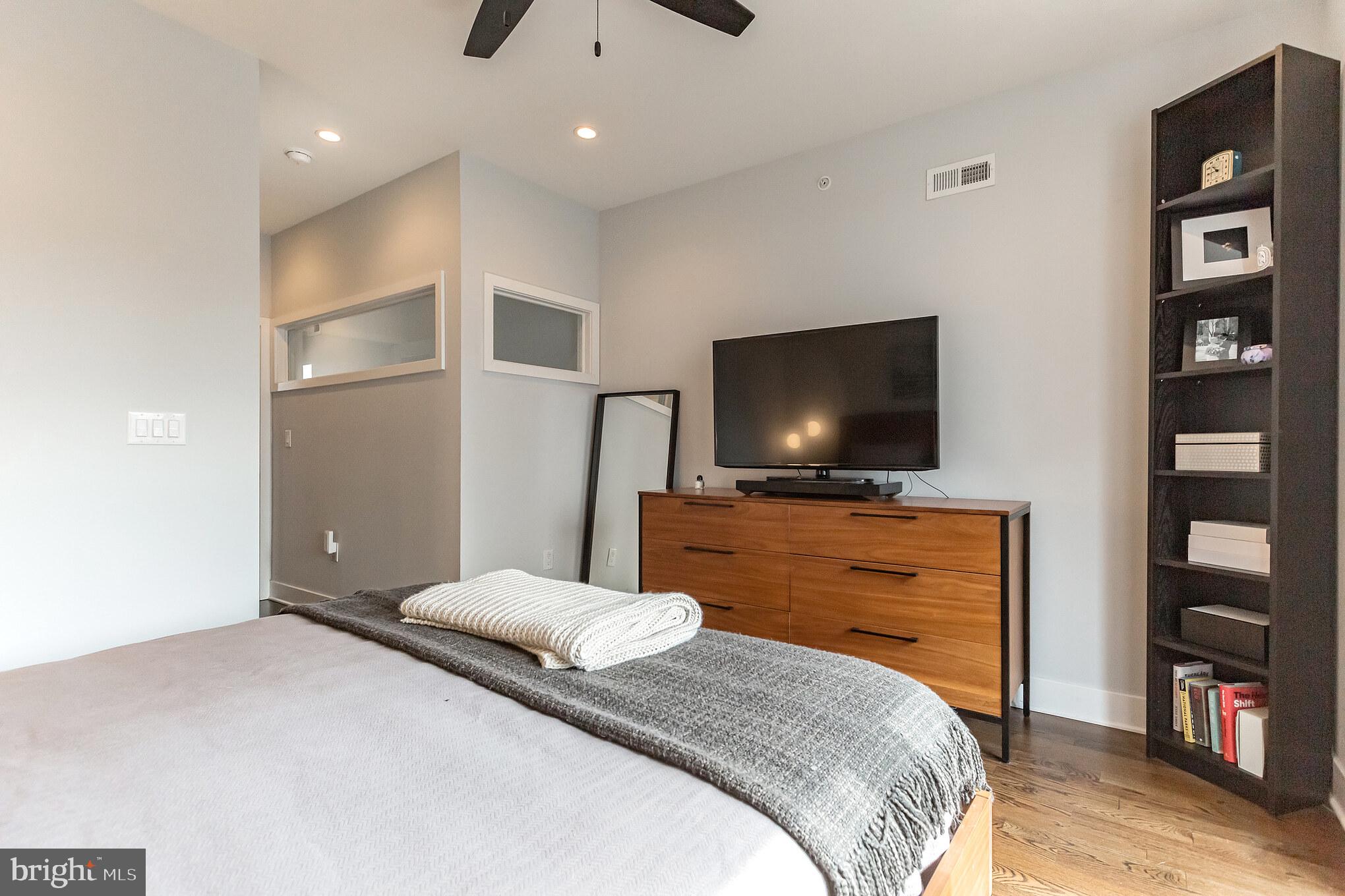 OLDE KENSINGTON - Residential