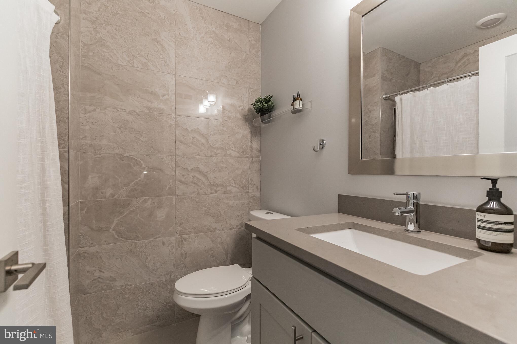 OLDE KENSINGTON - Residential