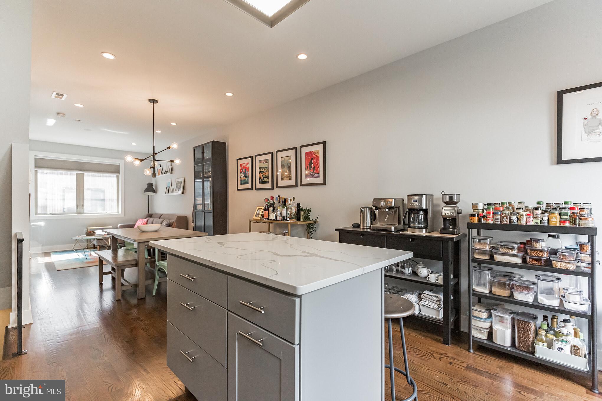 OLDE KENSINGTON - Residential