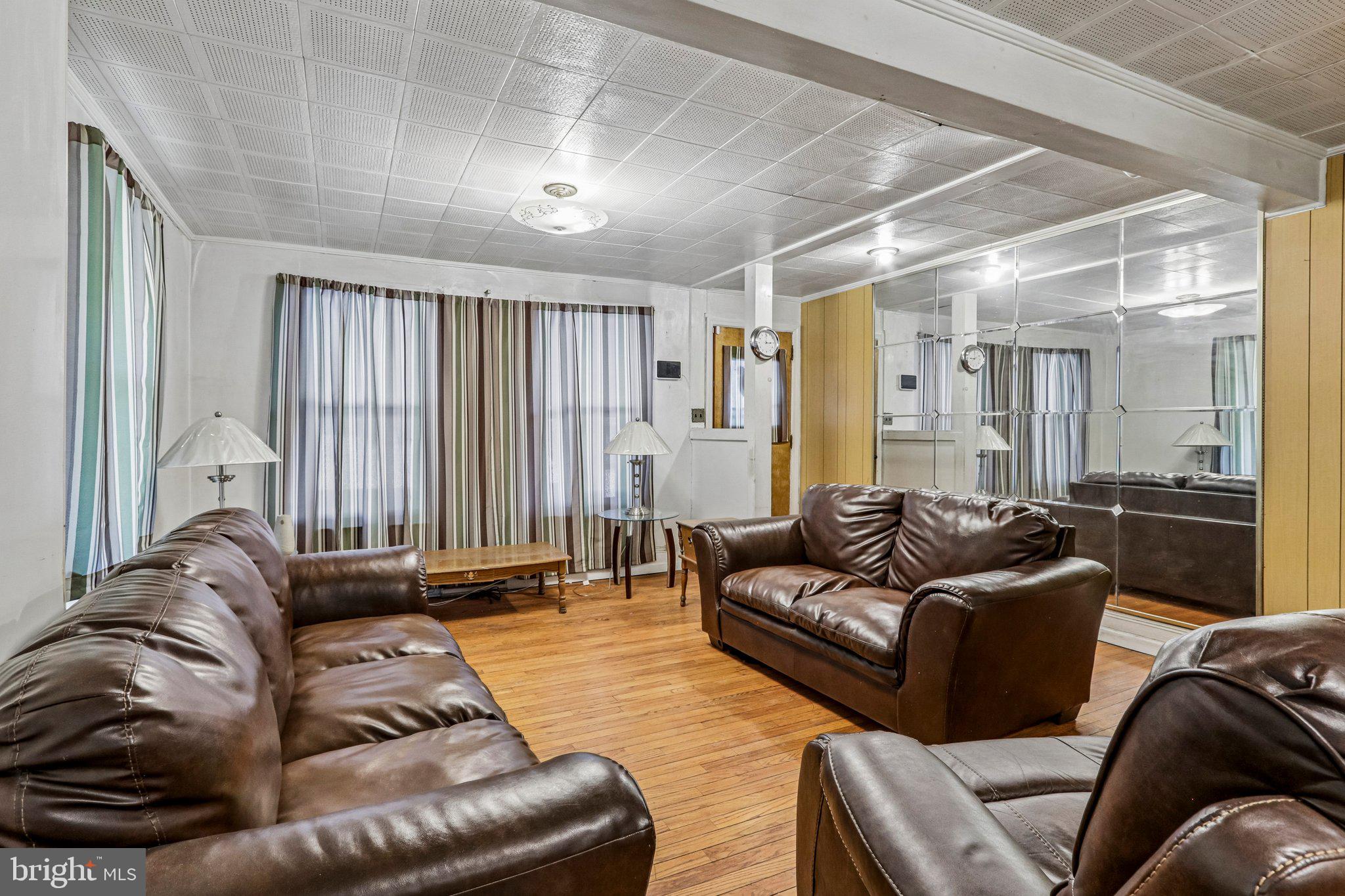 COATESVILLE - Residential