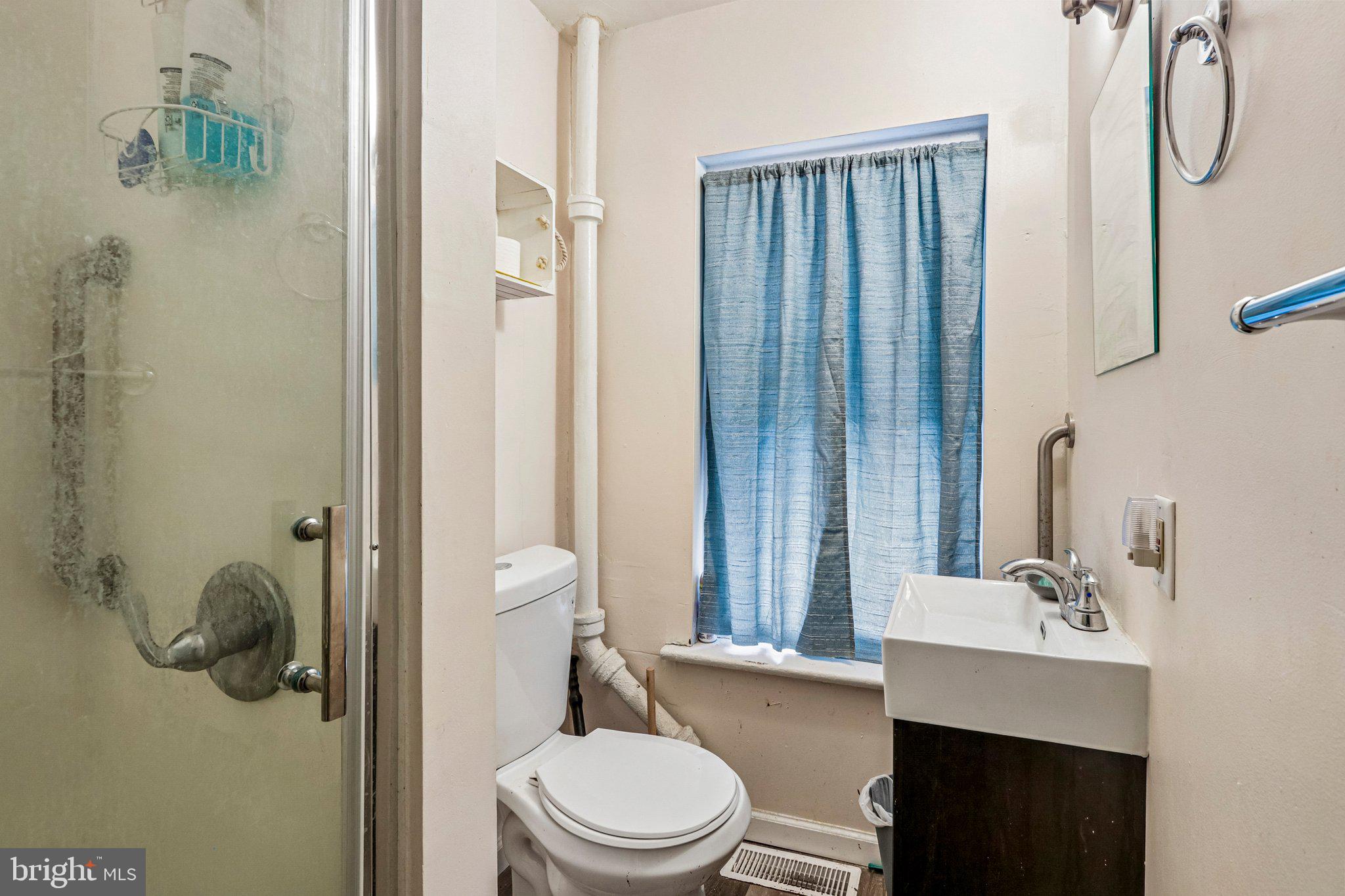 COATESVILLE - Residential