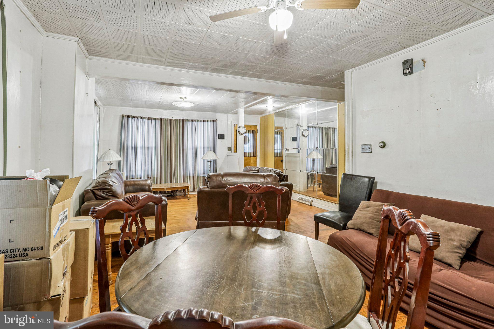 COATESVILLE - Residential