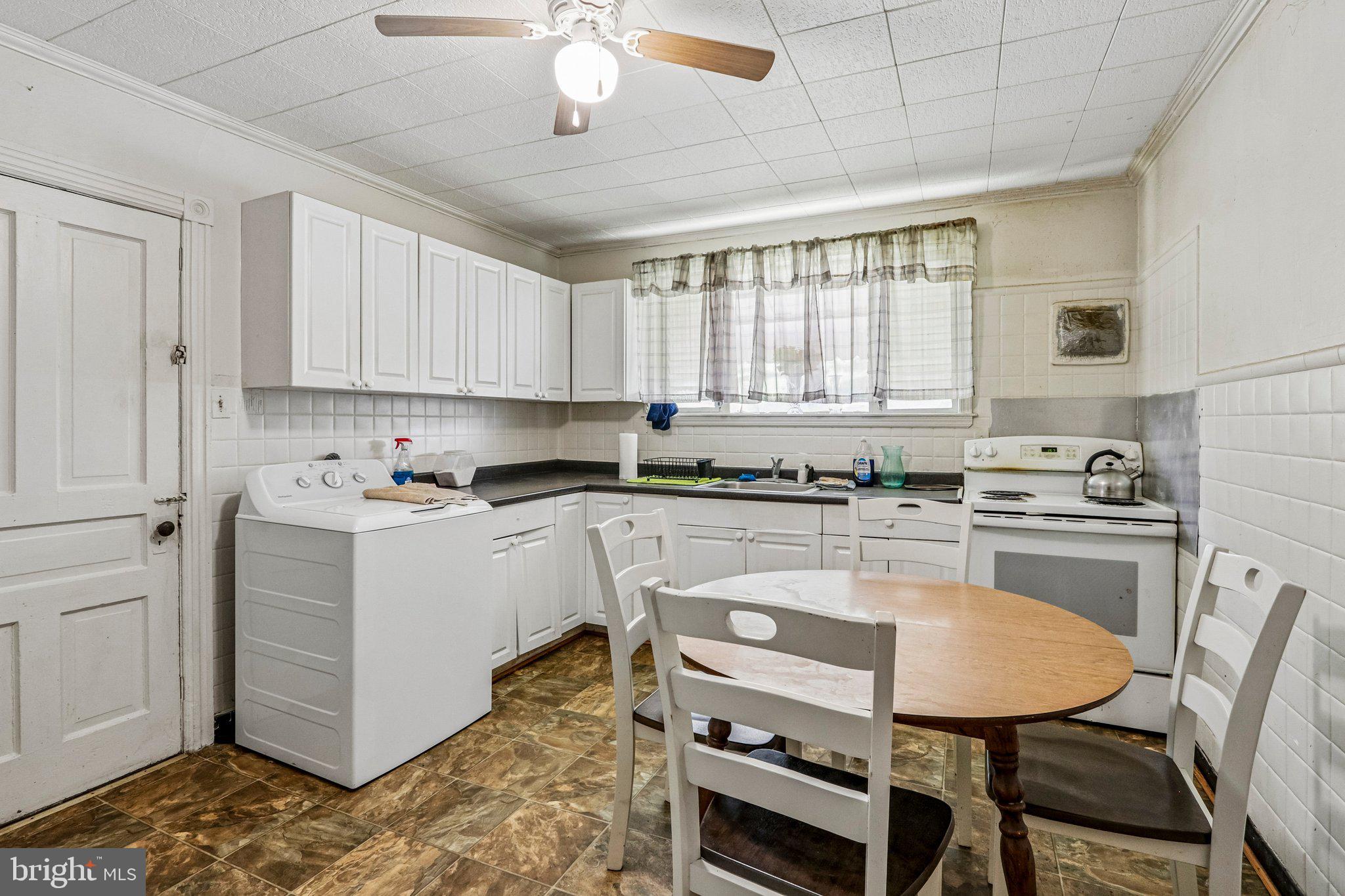 COATESVILLE - Residential