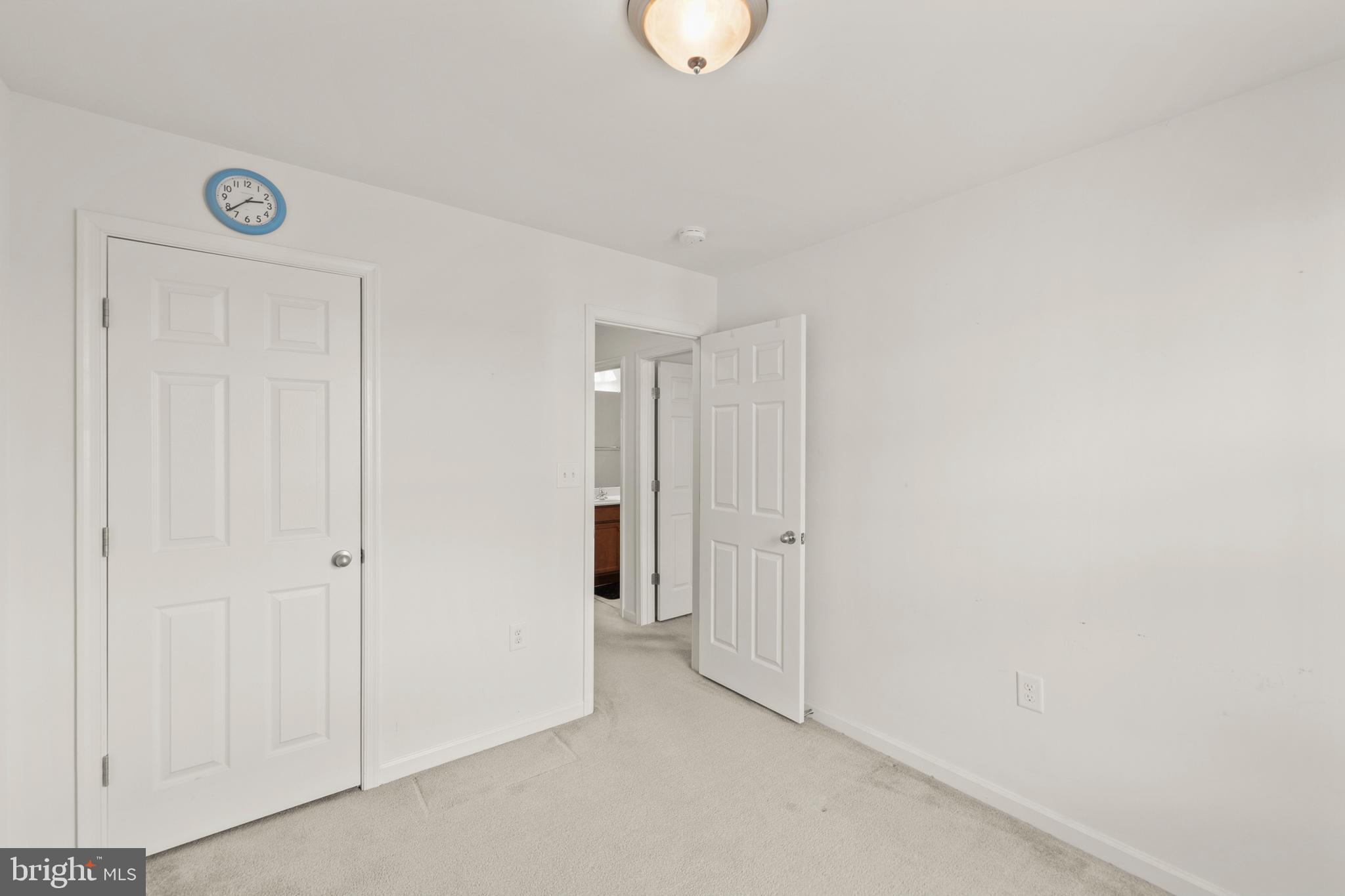 MANOR PARK - Residential