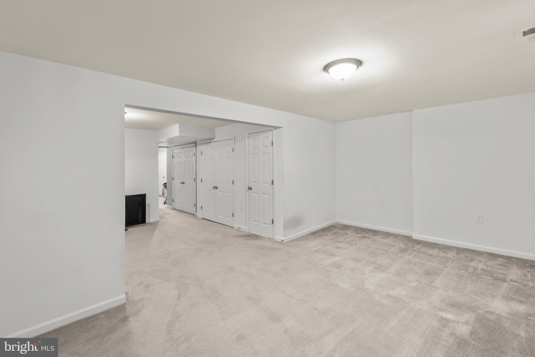 MANOR PARK - Residential