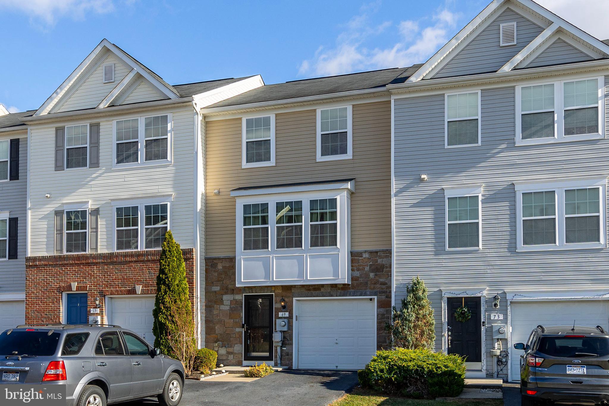 Welcome to this beautifully maintained 3-bedroom, 2 full bath, 2 half bath townhome boasting over 2,200 square feet of thoughtfully designed living space! Conveniently located near shopping, restaurants, and Interstate 81. This property offers both comfort and accessibility for modern living.
Step inside to discover a bright and airy floor plan with plenty of natural light. The heart of the home is the kitchen, featuring new Whirlpool appliances (2021), a versatile island with seating for two, and a stunning sunroom that leads to a brand-new deck and concrete patio—perfect for entertaining or enjoying quiet evenings.
Upstairs, the spacious owner’s suite is a true retreat, complete with a tray ceiling, a large walk-in closet, and a luxurious en-suite bathroom with double vanities. There are two additional well proportioned sized bedrooms and a full family bath. The fully finished basement provides extra living space, while the one-car garage adds convenience.
Outside, the fully fenced backyard offers privacy and a perfect spot for outdoor activities. With updates like a new HVAC system in 2022 and care from the original owner, this home is move-in ready.
Don’t miss your chance to own this inviting townhome with a well-designed floor plan and an unbeatable location!