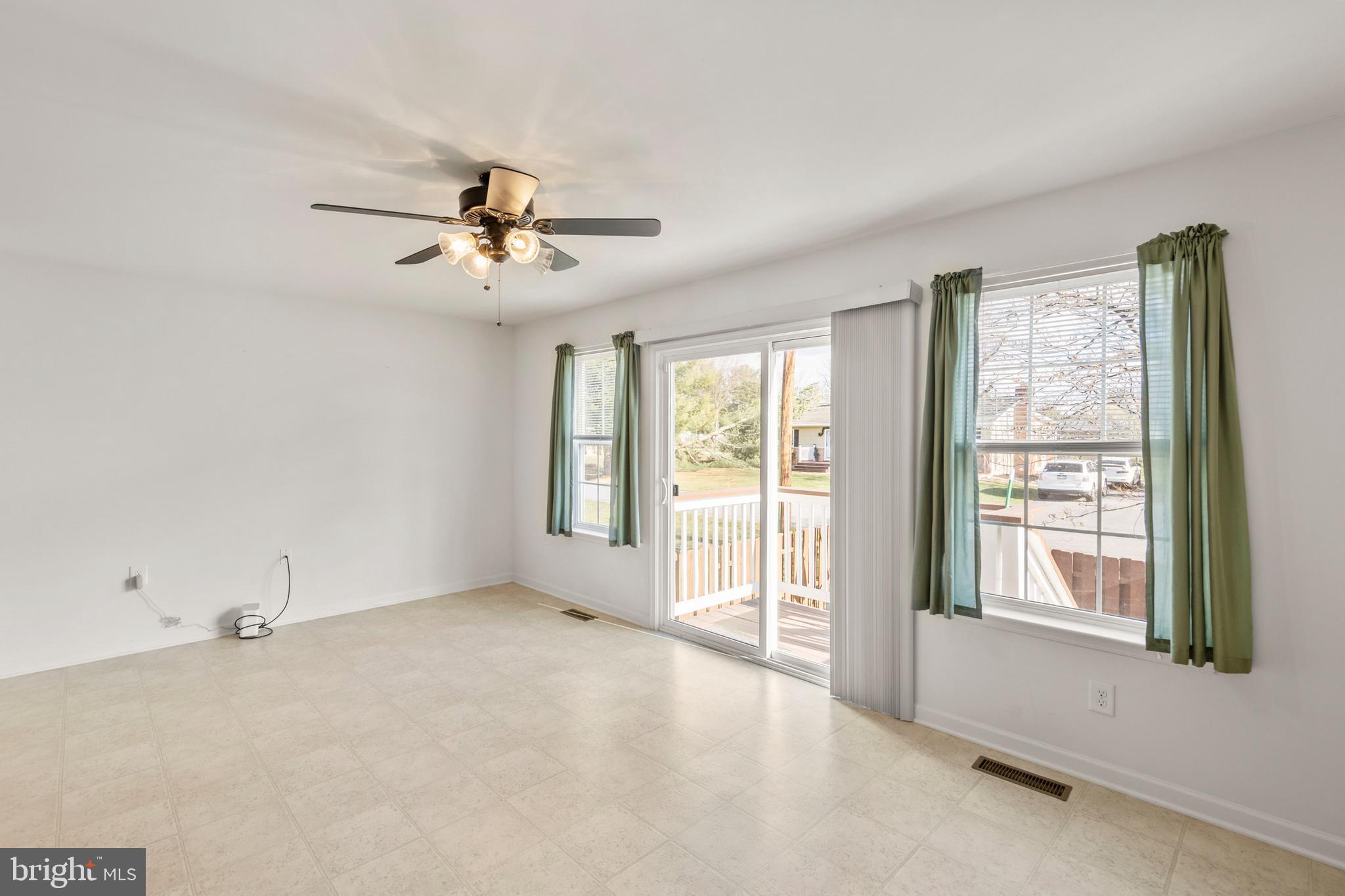 MANOR PARK - Residential