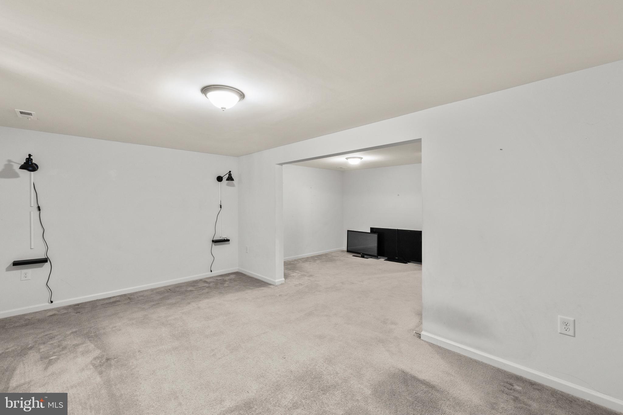 MANOR PARK - Residential