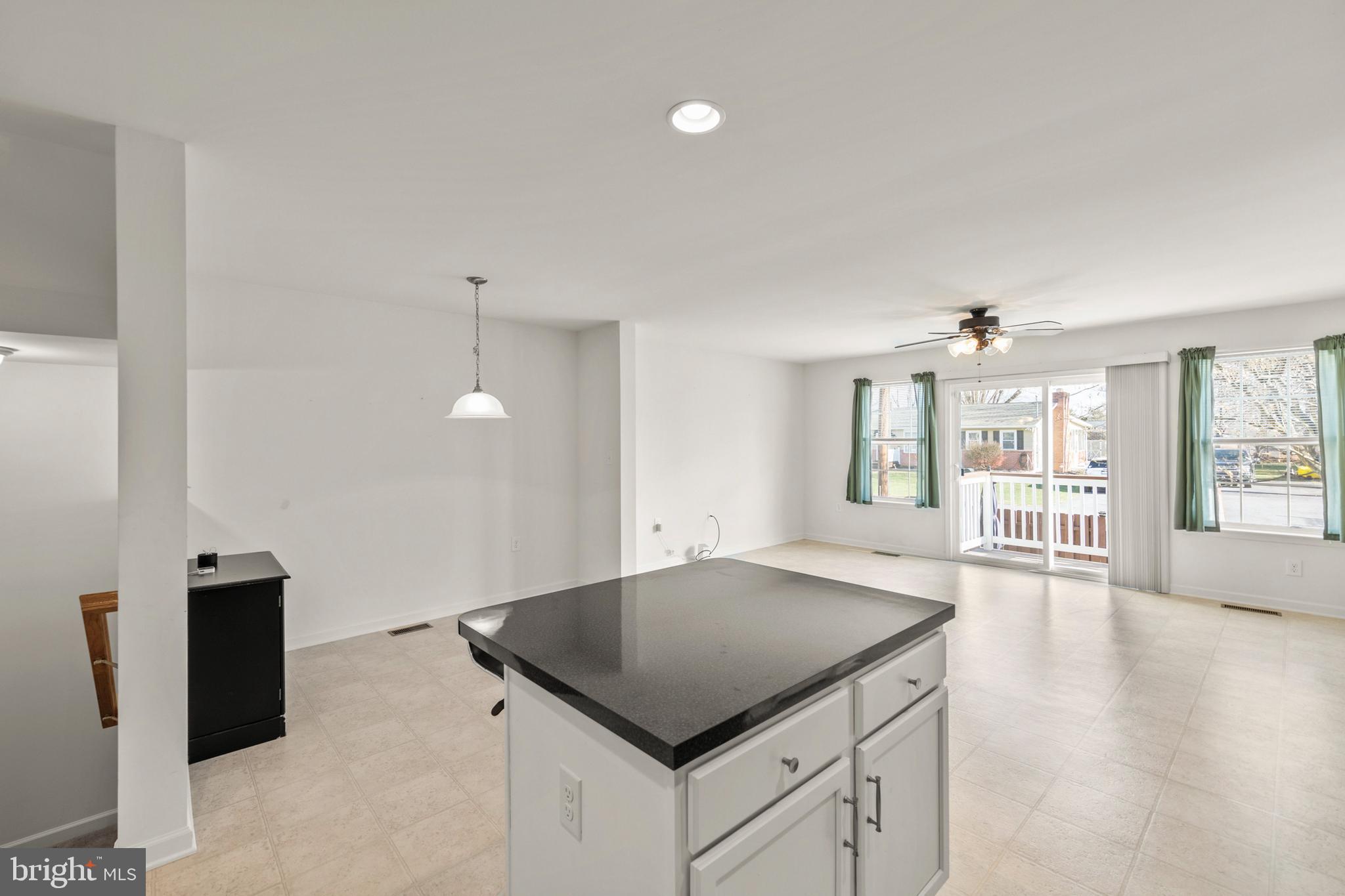 MANOR PARK - Residential